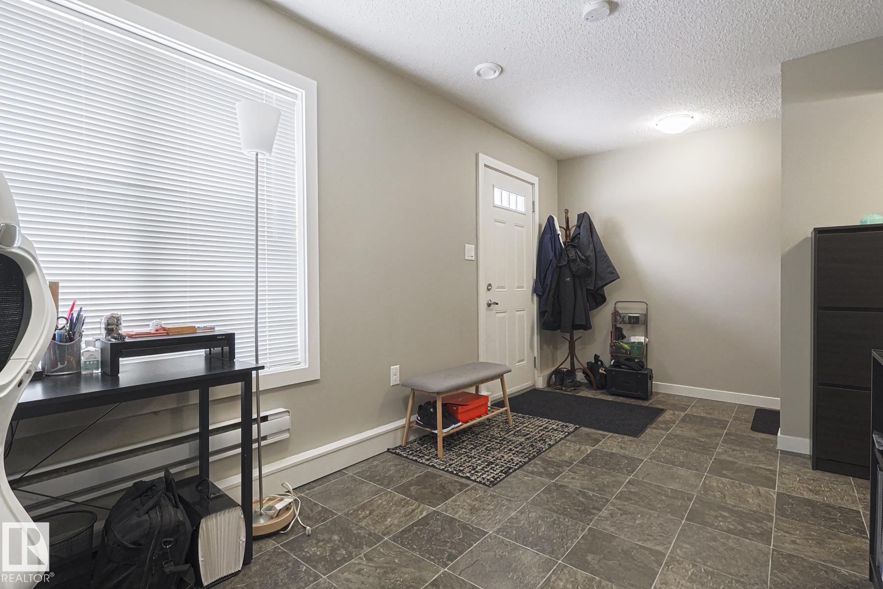 Picture for #103 2803 JAMES MOWATT TR SW SW