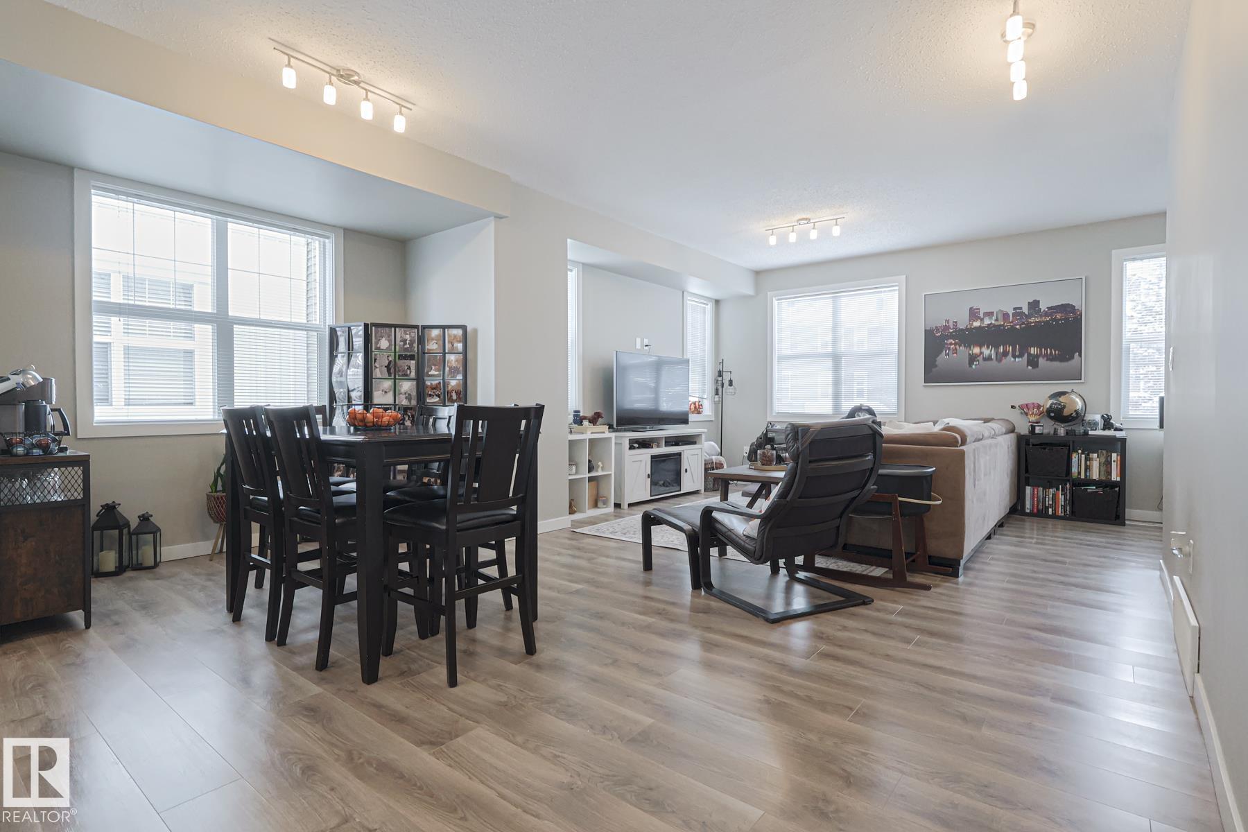 Picture for #103 2803 JAMES MOWATT TR SW SW