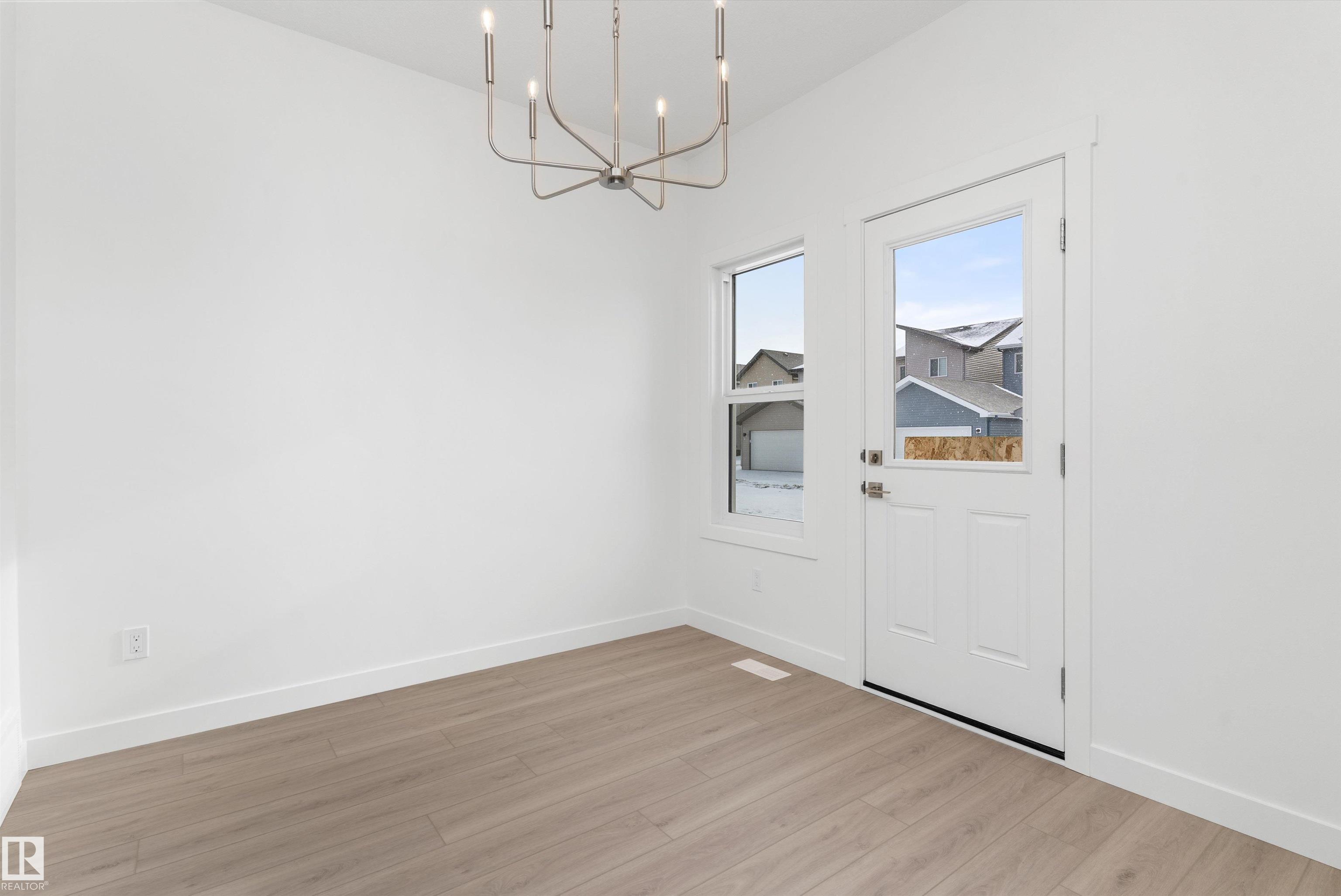 Photo 12 at 20719 43 Avenue NW, Edgemont, Edmonton