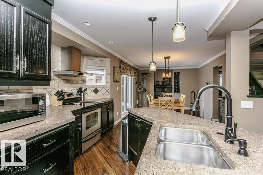 Photo 12 at 69 Deane Crescent, Deer Ridge, St. Albert