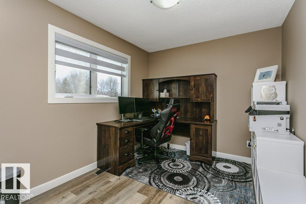 Photo 25 at 69 Deane Crescent, Deer Ridge, St. Albert