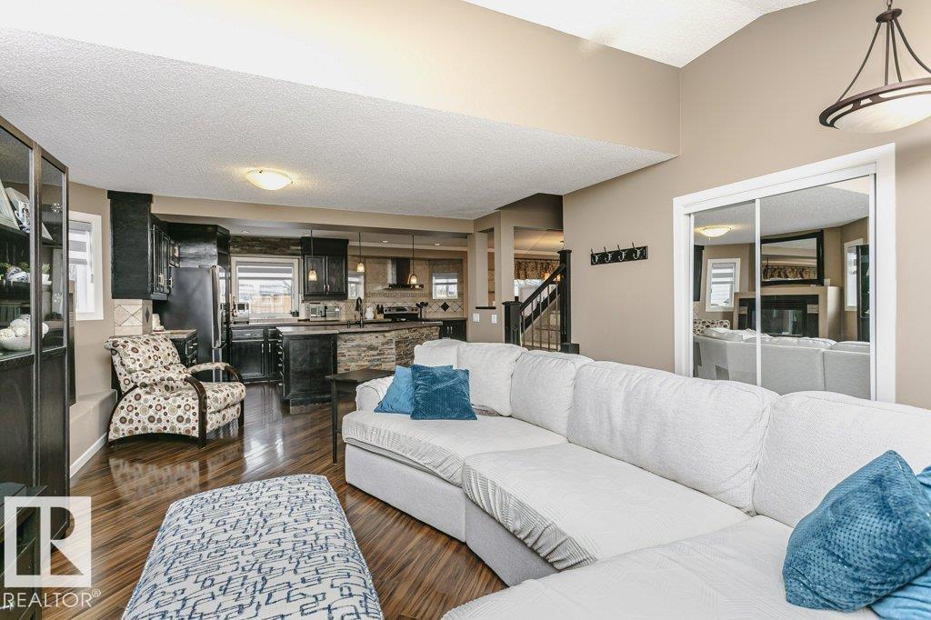 Photo 8 at 69 Deane Crescent, Deer Ridge, St. Albert