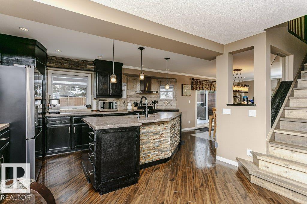 Photo 10 at 69 Deane Crescent, Deer Ridge, St. Albert