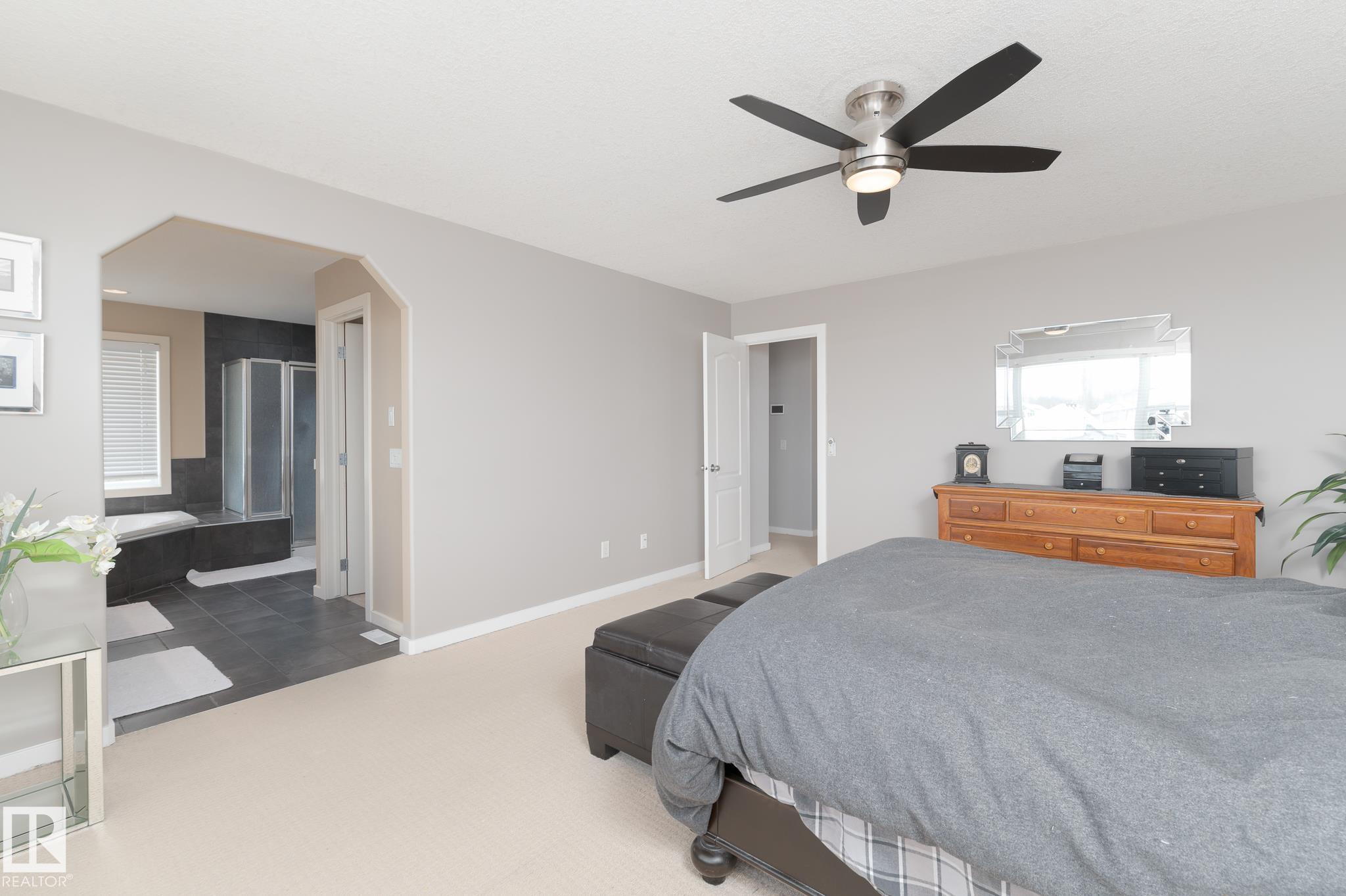 Photo 22 at 387 Calderon Crescent NW, Cumberland, Edmonton