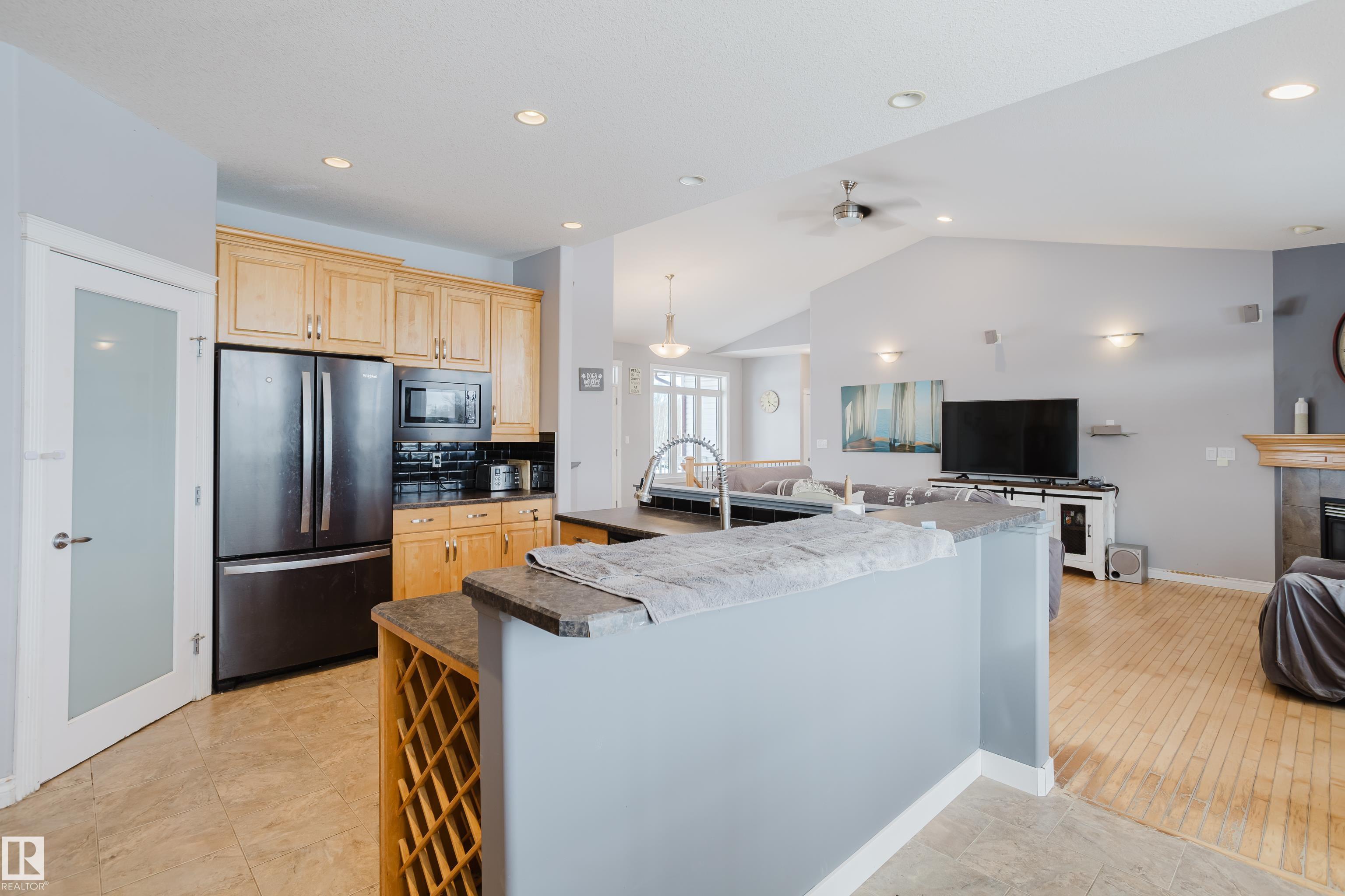 Photo 14 at 44 - 53522 Rge Road 272, Century Estates, Rural Parkland County