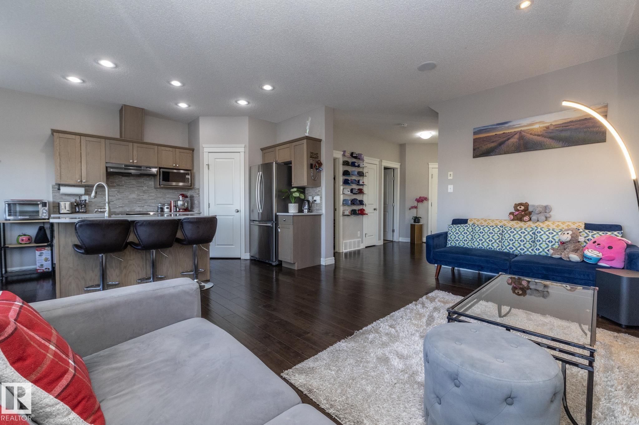 Photo 11 at 2208 Casey Crescent SW, Cavanagh, Edmonton