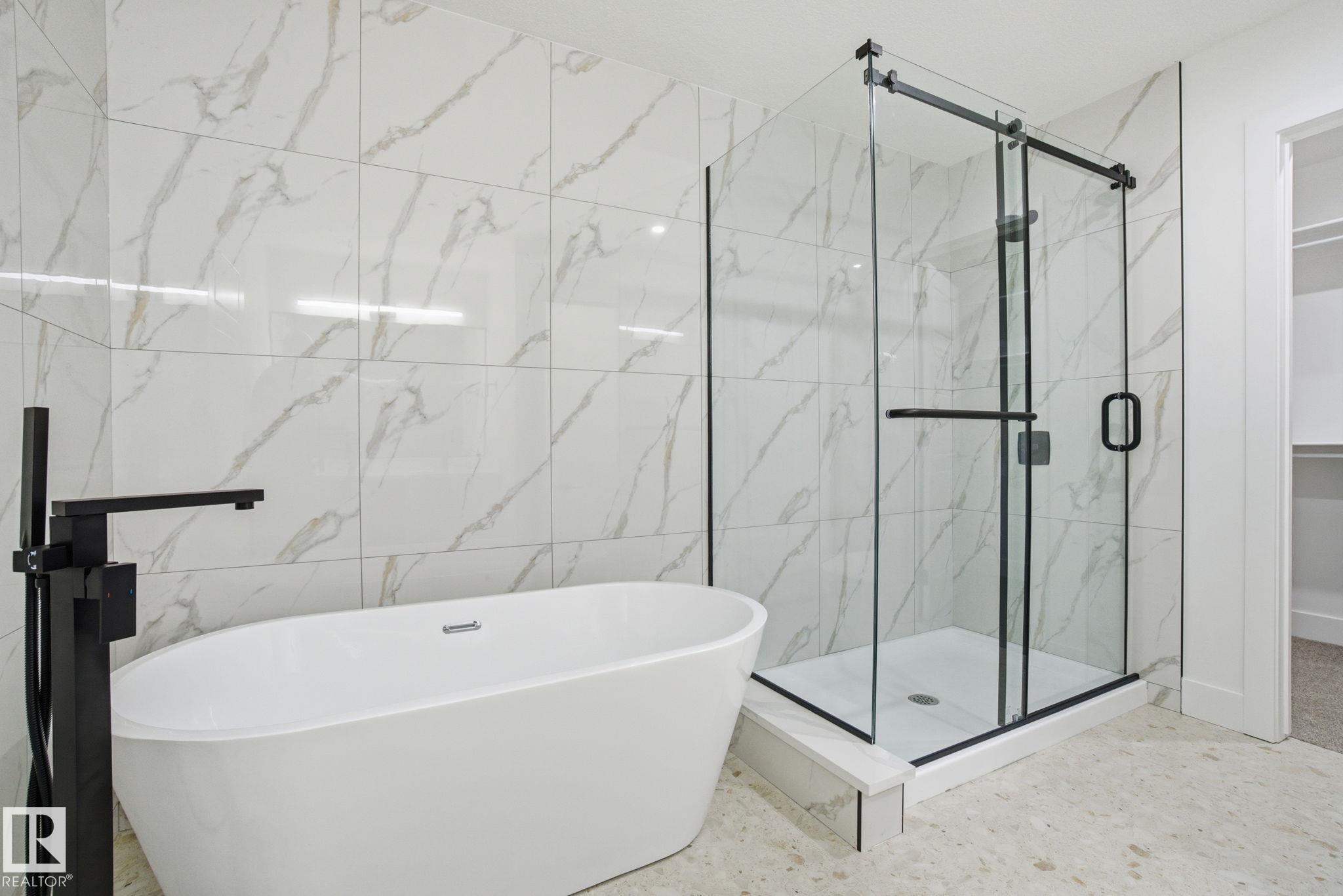 Photo 20 at 1405 Osprey crest NW, Hawks Ridge, Edmonton