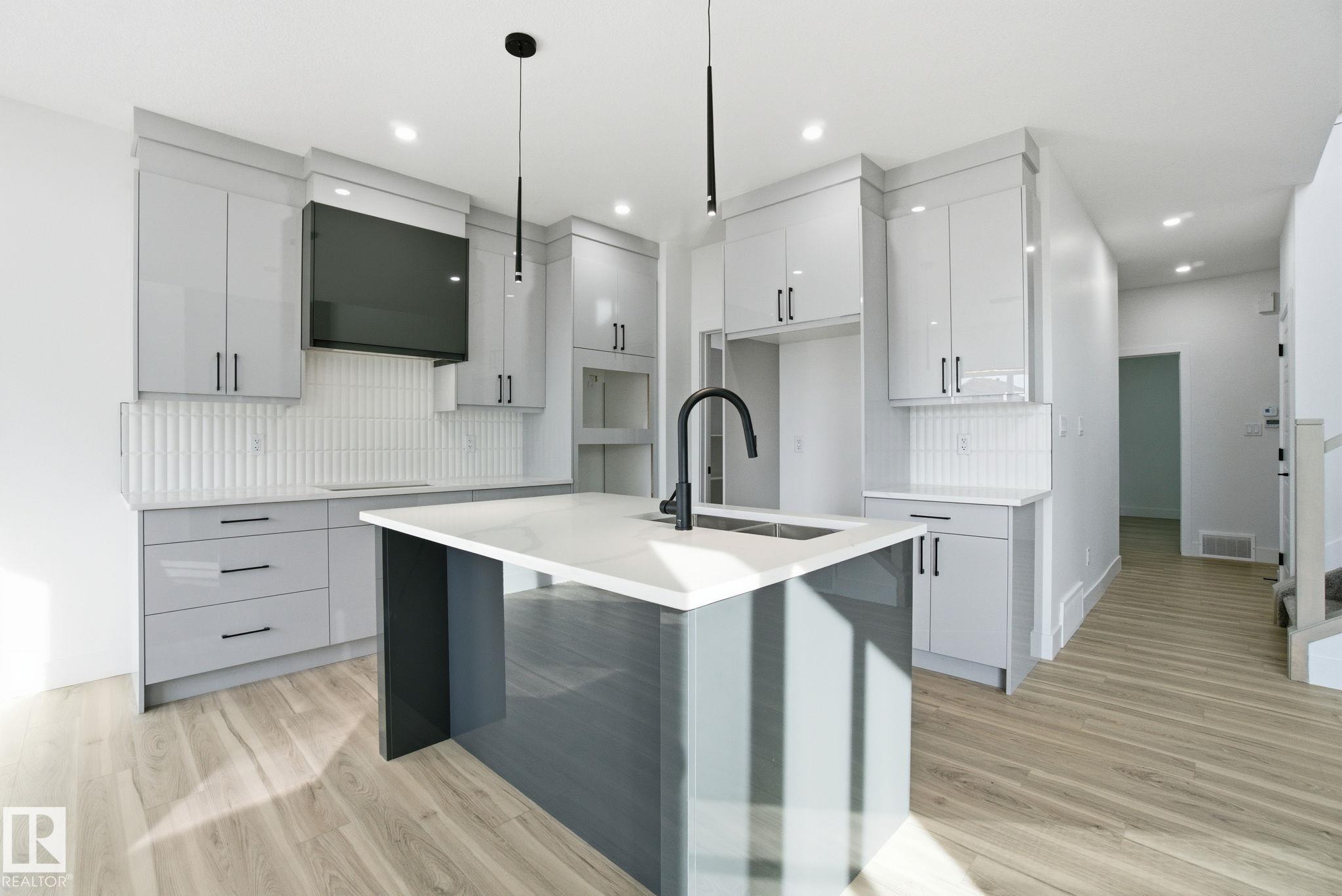 1405 Osprey crest NW, Hawks Ridge, Edmonton