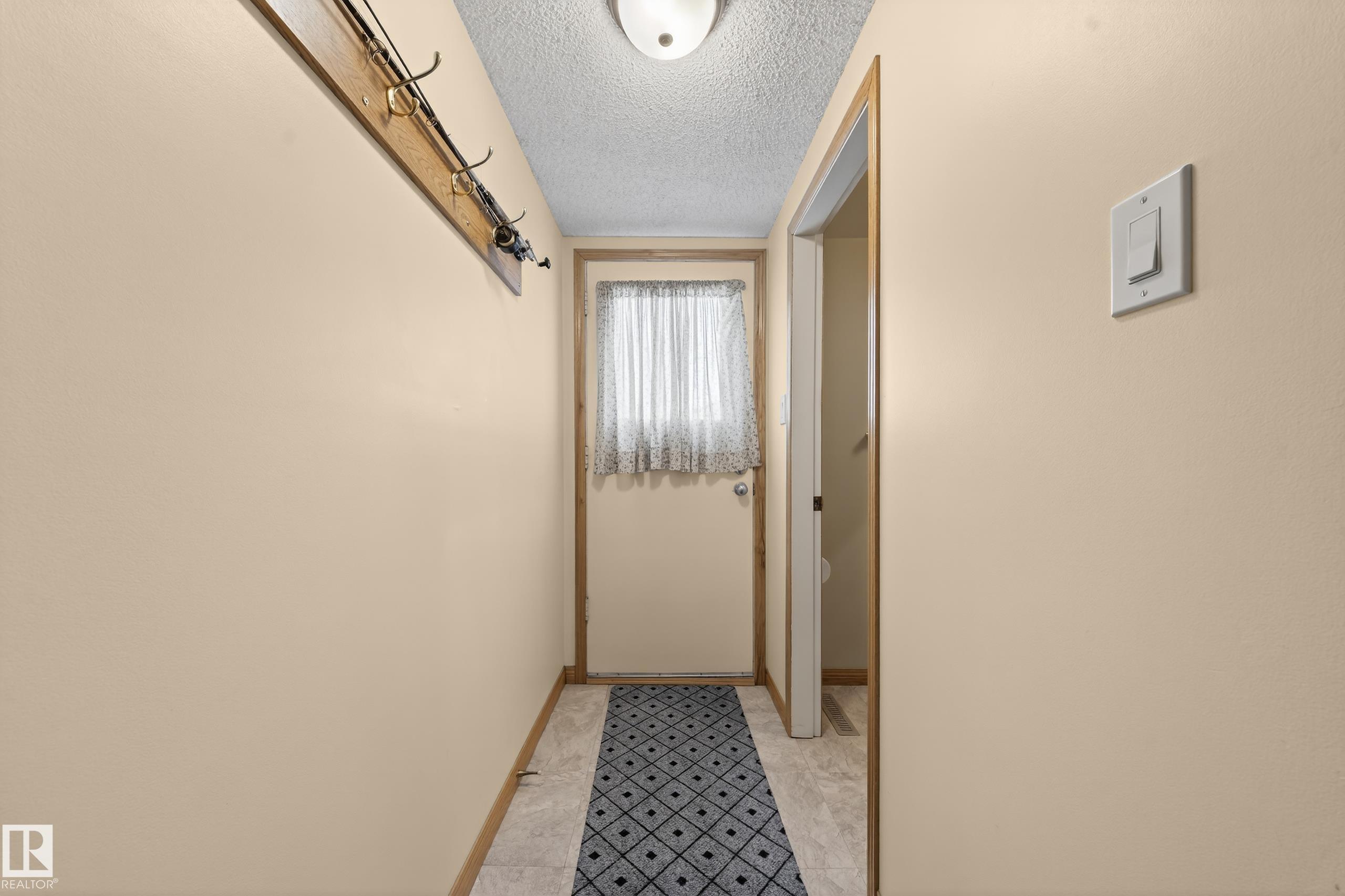 Photo 14 at 3805 114a Street NW, Greenfield, Edmonton