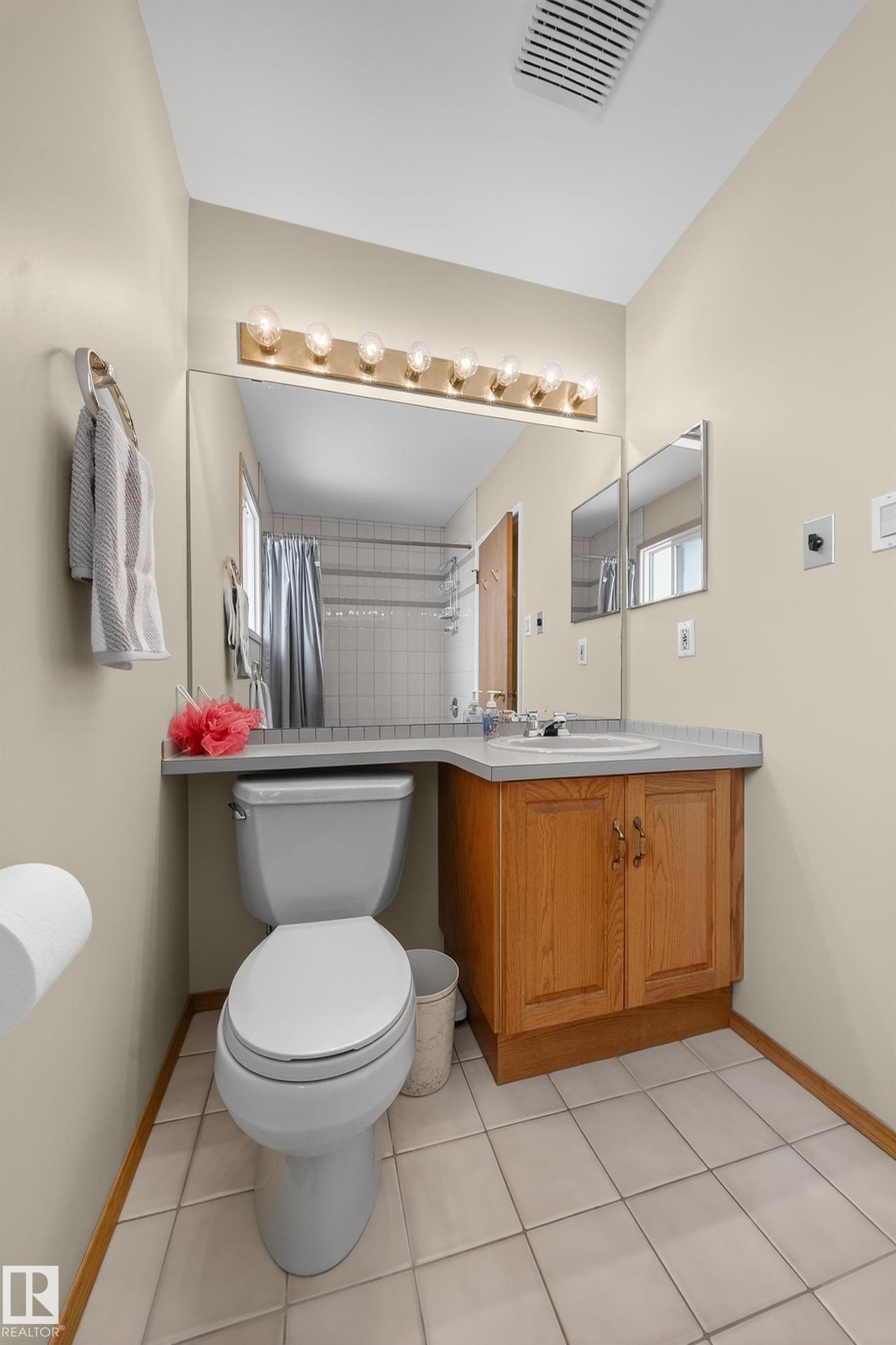 Photo 22 at 3805 114a Street NW, Greenfield, Edmonton