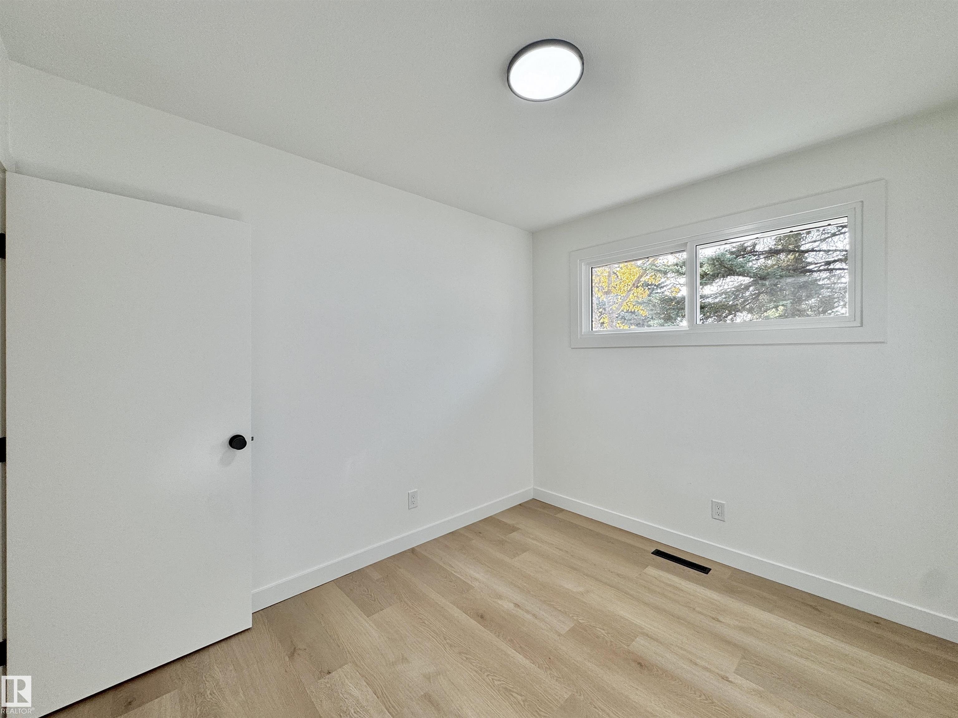 Photo 14 at 12 Sycamore Street, Sherwood Heights, Sherwood Park