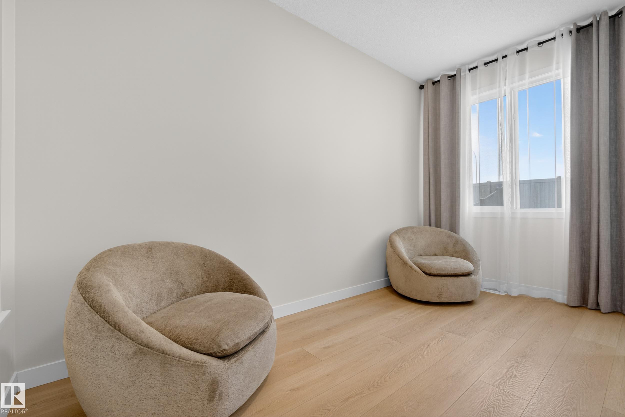 Photo 14 at 19286 22a Avenue NW, River's Edge, Edmonton