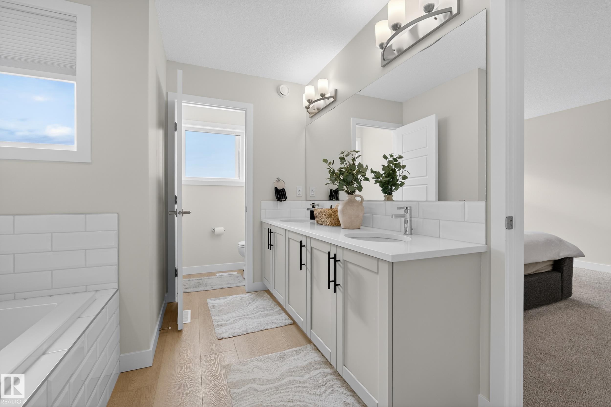 Photo 25 at 19286 22a Avenue NW, River's Edge, Edmonton