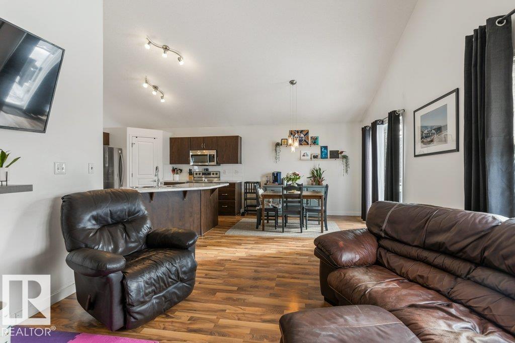 Photo 18 at 9509 81 Avenue, Morinville