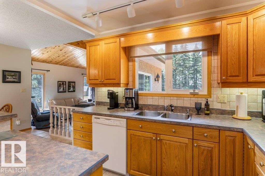 Photo 17 at 55102 Rge Road 260, None, Rural Sturgeon County