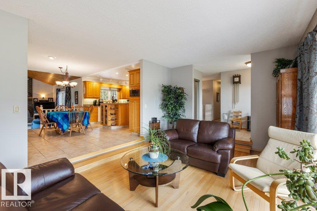 Photo 10 at 55102 Rge Road 260, None, Rural Sturgeon County