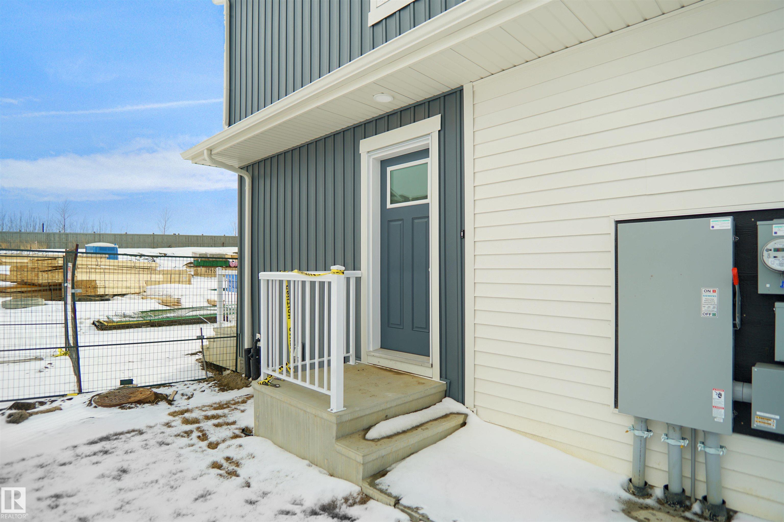 Photo 29 at 40 - 531 Merlin Landing NW, Hawks Ridge, Edmonton