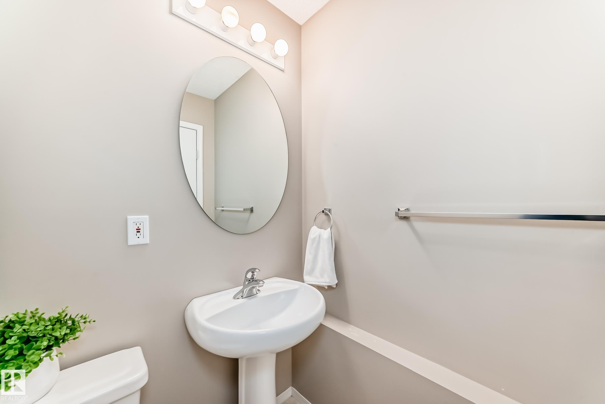 Photo 20 at 18 Summerton Landing, Summerwood, Sherwood Park