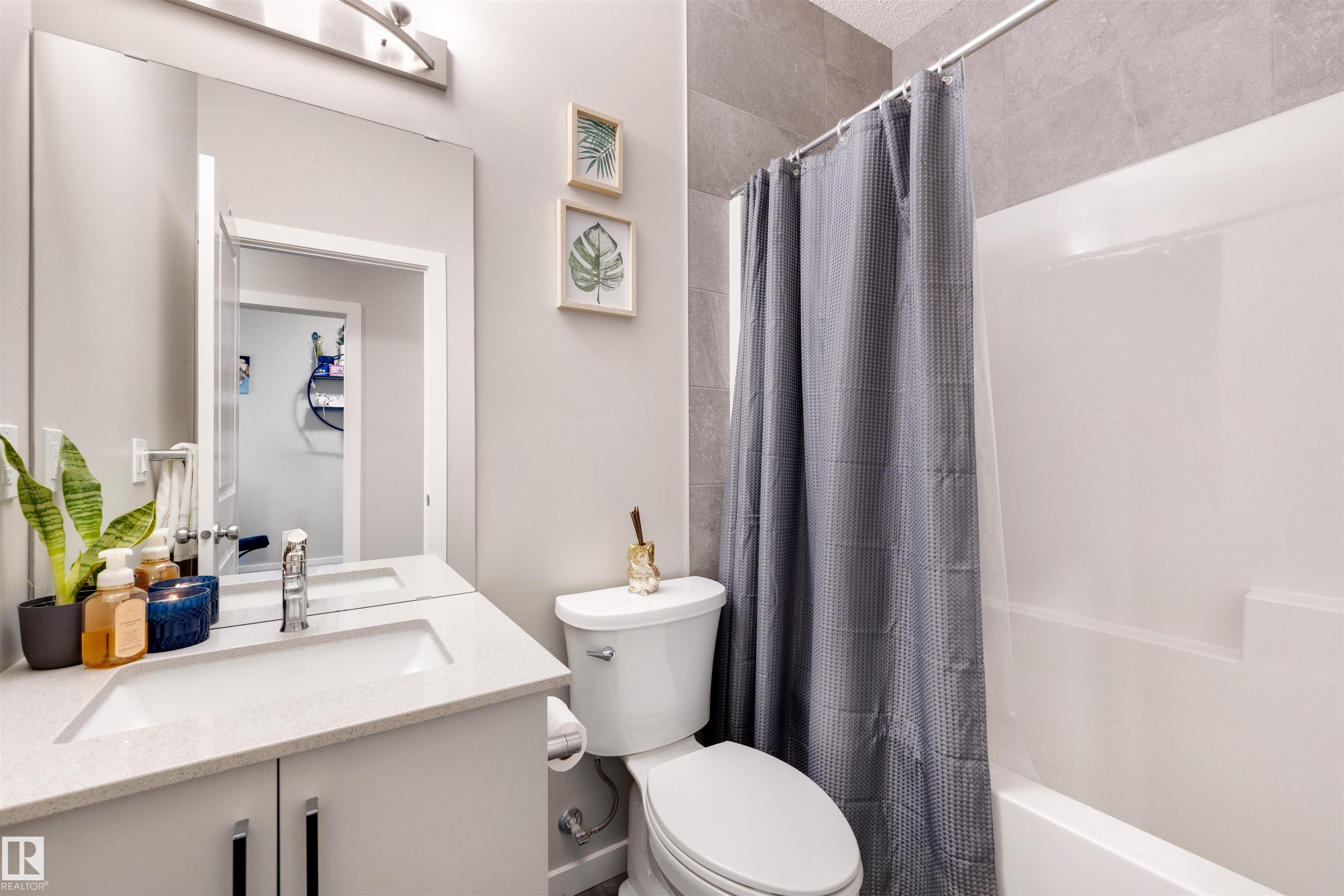 203 Larch Crescent, Woodbend, Leduc