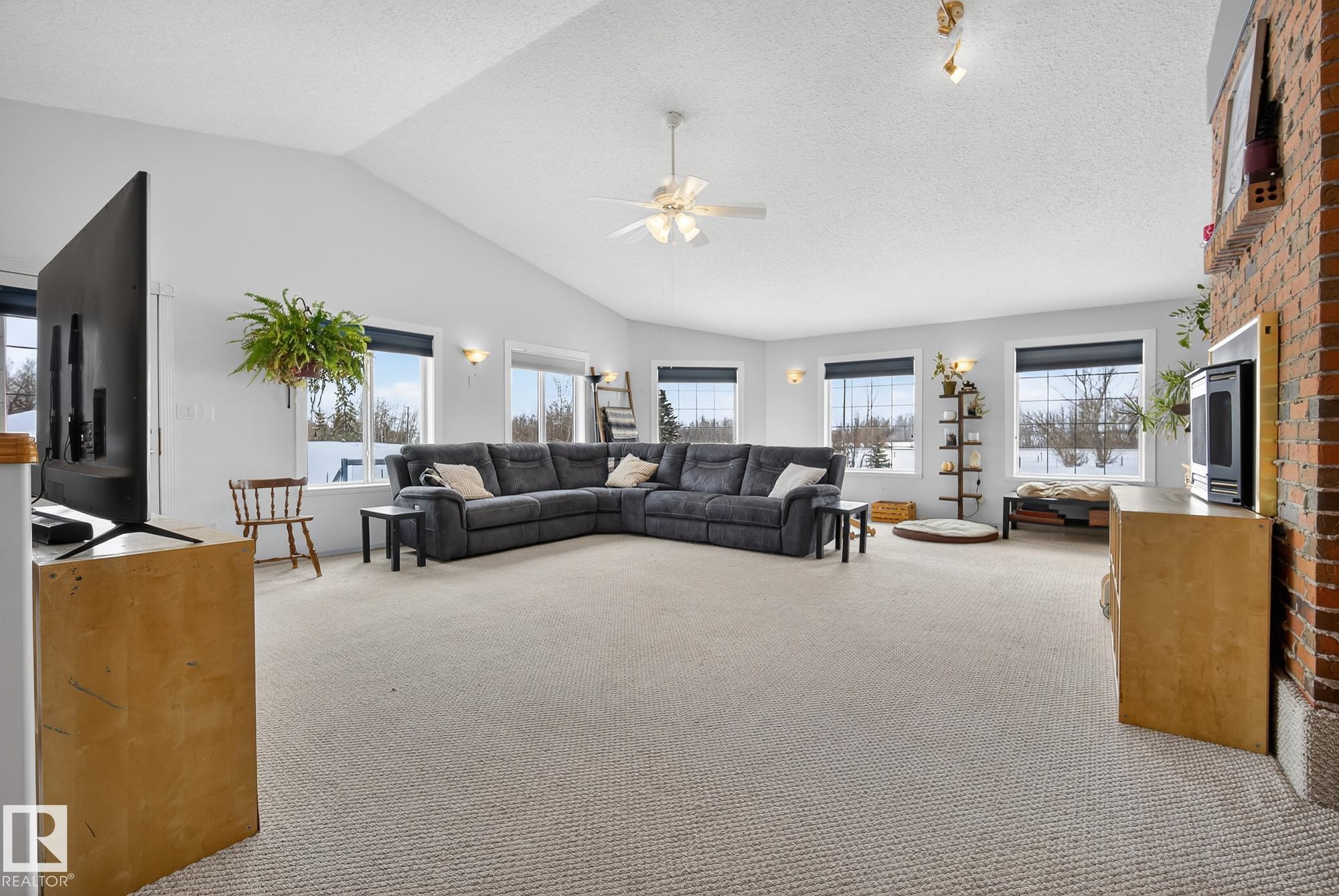 Photo 14 at 25206 Sh 651, None, Rural Sturgeon County