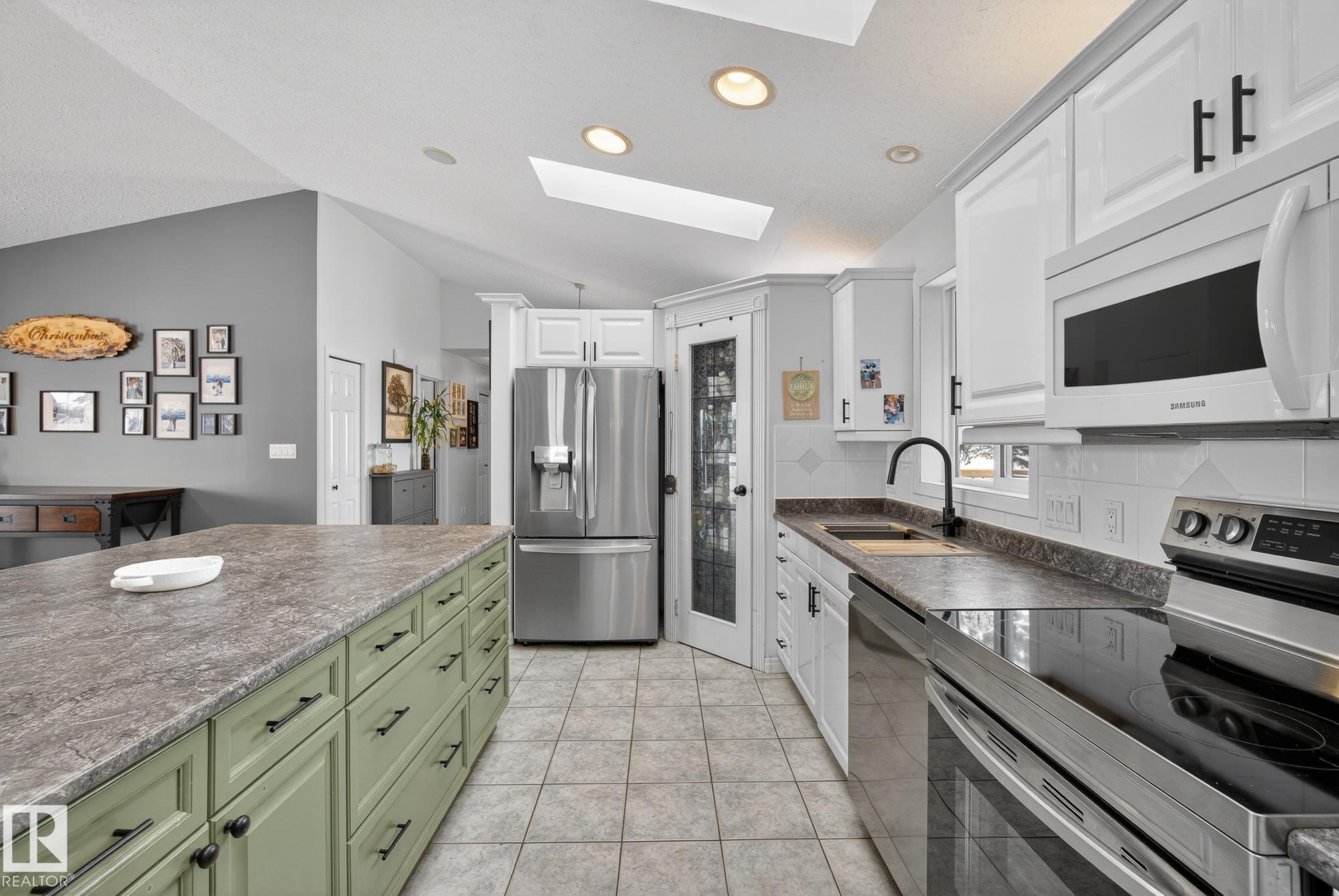 Photo 7 at 25206 Sh 651, None, Rural Sturgeon County