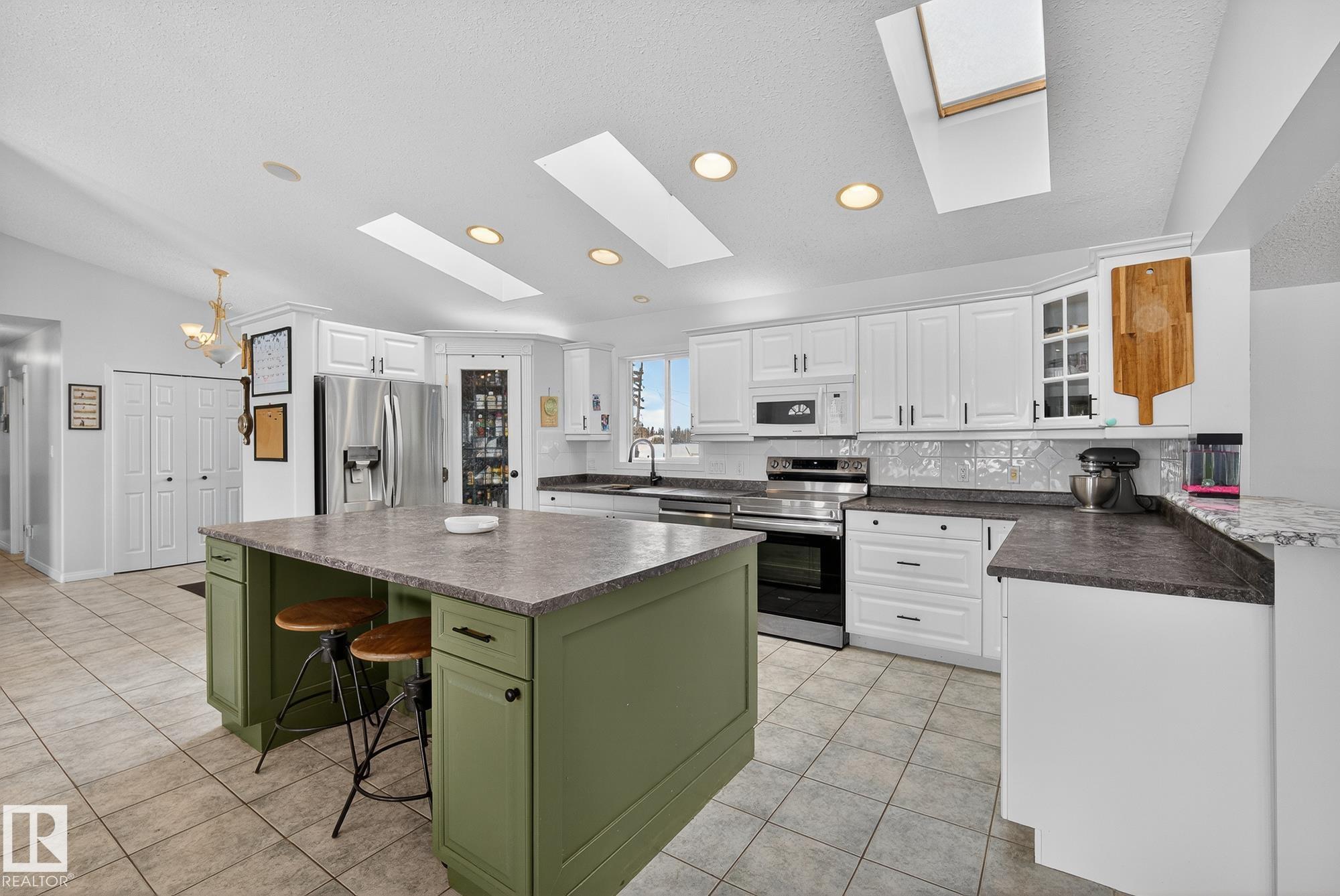 Photo 9 at 25206 Sh 651, None, Rural Sturgeon County