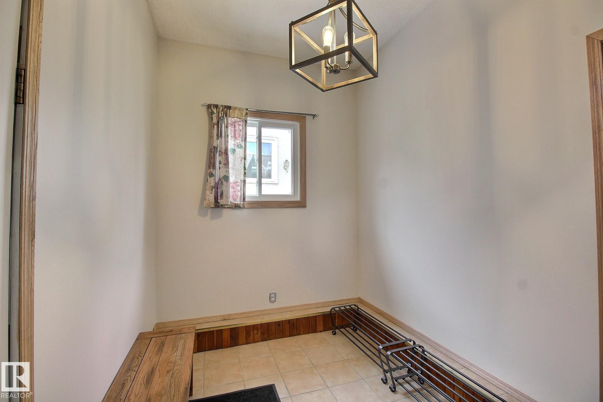 Photo 18 at 4520 20a Avenue NW, Pollard Meadows, Edmonton