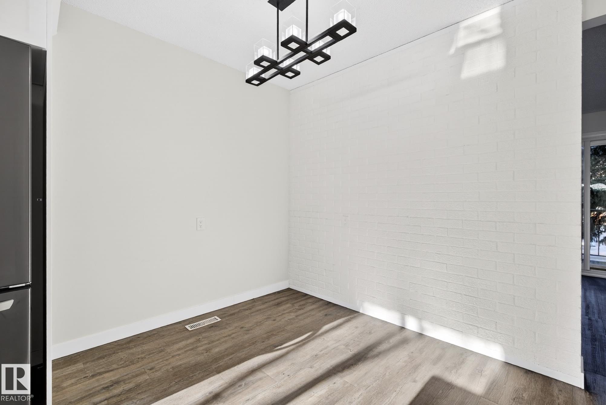 Photo 18 at 9969 171 Avenue NW, Baturyn, Edmonton