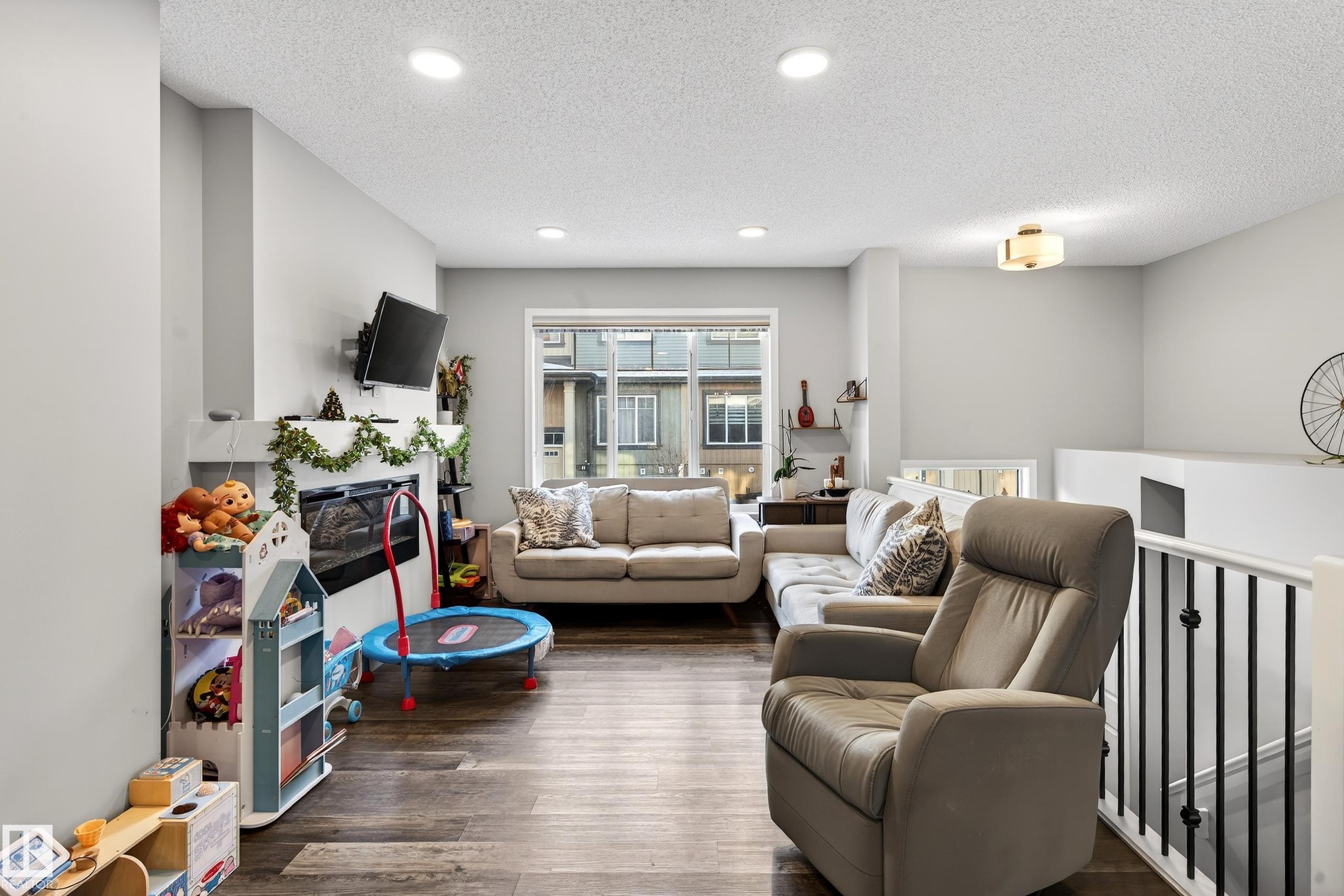 Photo 10 at 103 - 3305 Orchards Link SW, The Orchards At Ellerslie, Edmonton