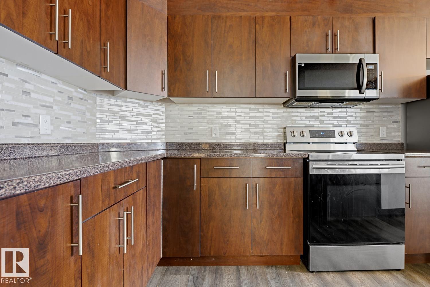 Photo 5 at 59 - 843 Youville Drive NW, Tawa, Edmonton