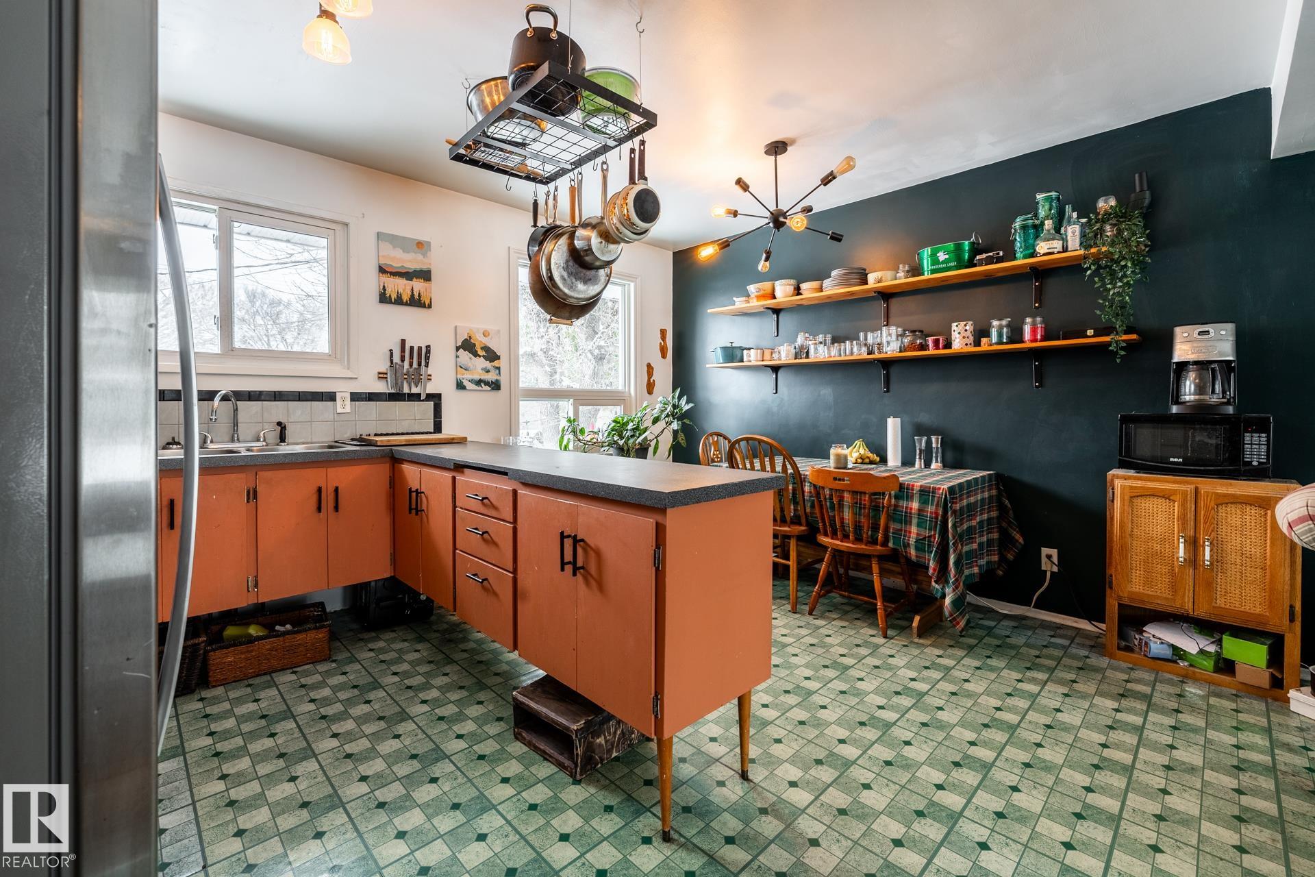 Photo 11 at 12231 47 Street NW, Bergman, Edmonton