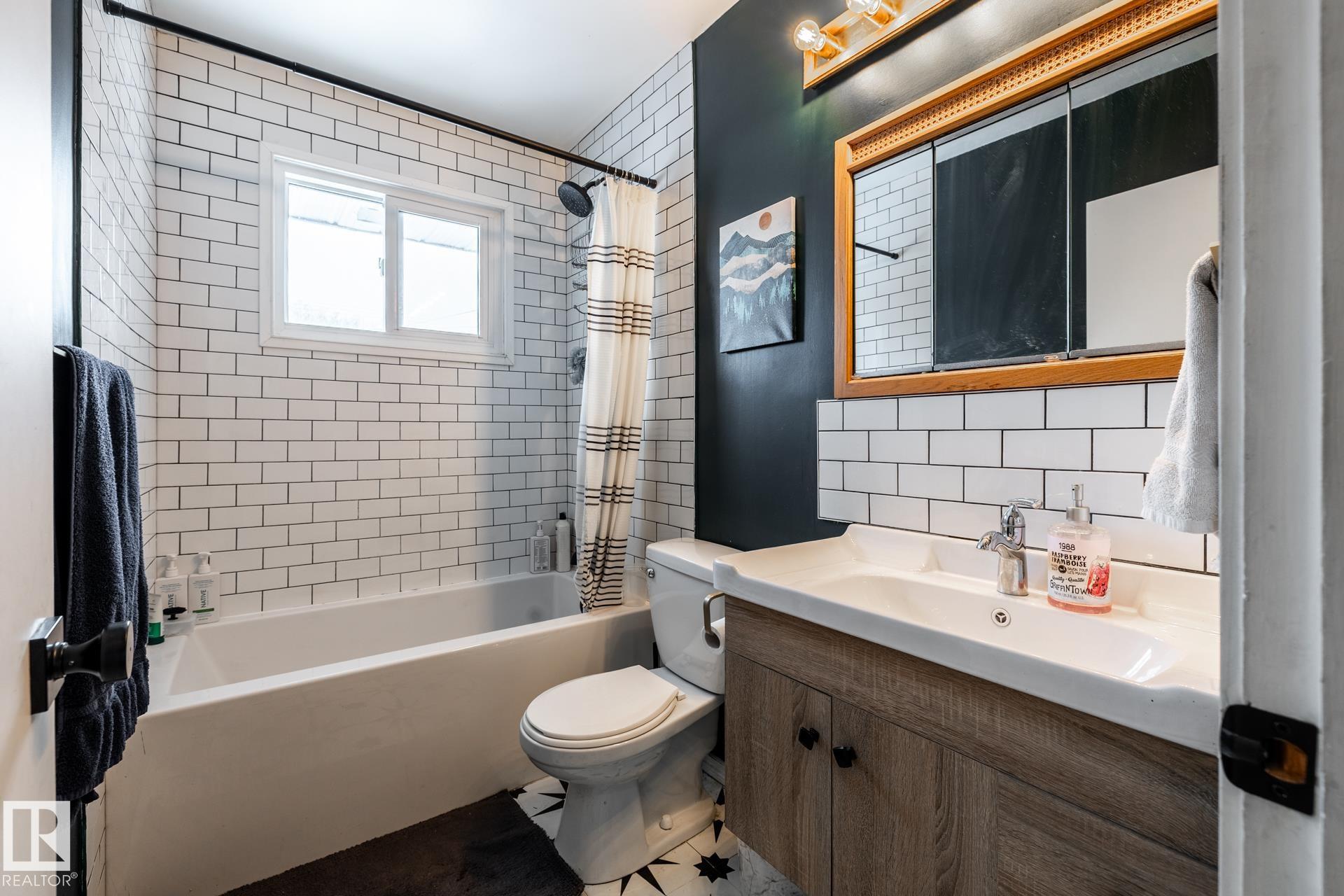 Photo 17 at 12231 47 Street NW, Bergman, Edmonton