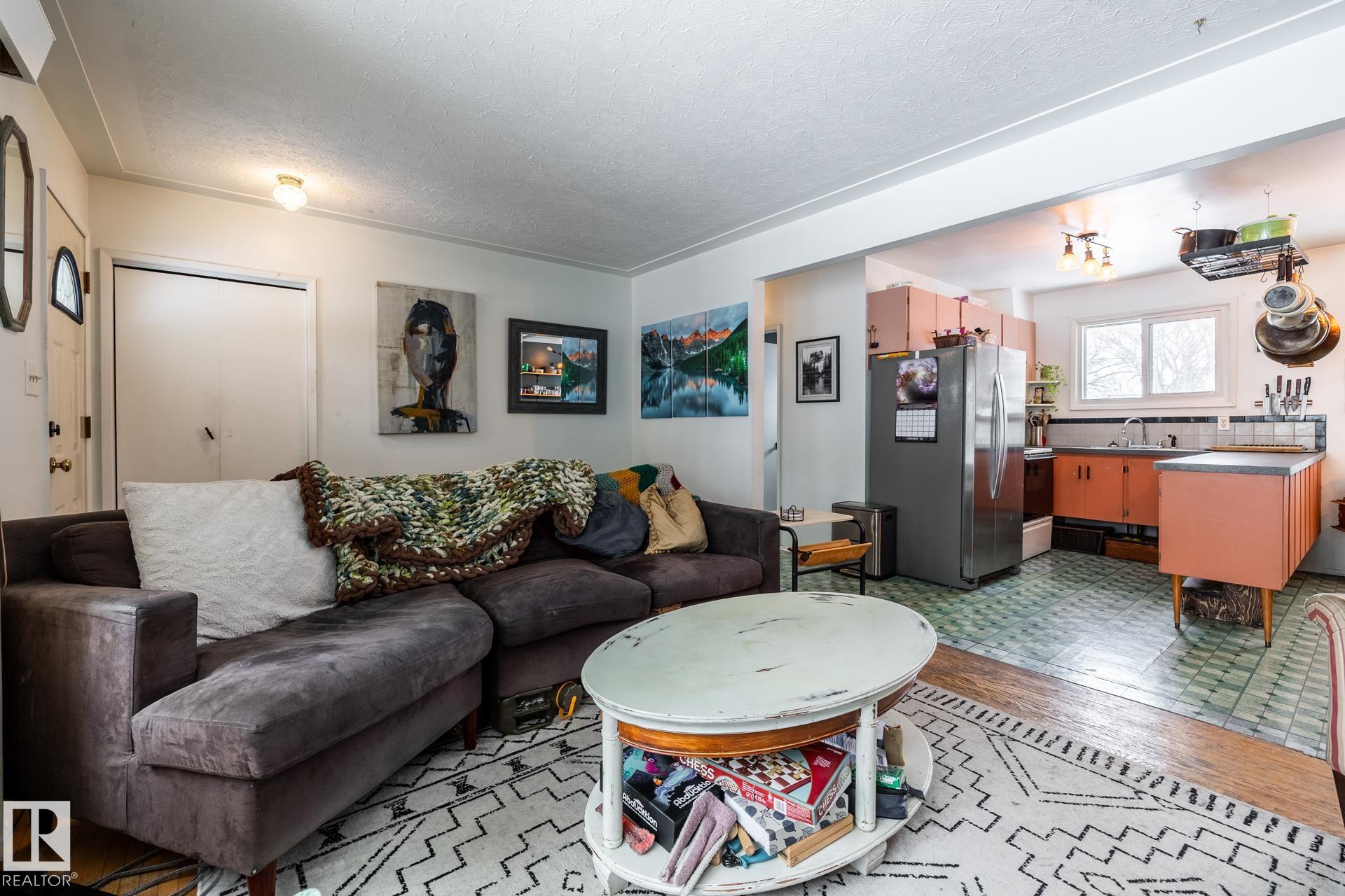 Photo 8 at 12231 47 Street NW, Bergman, Edmonton