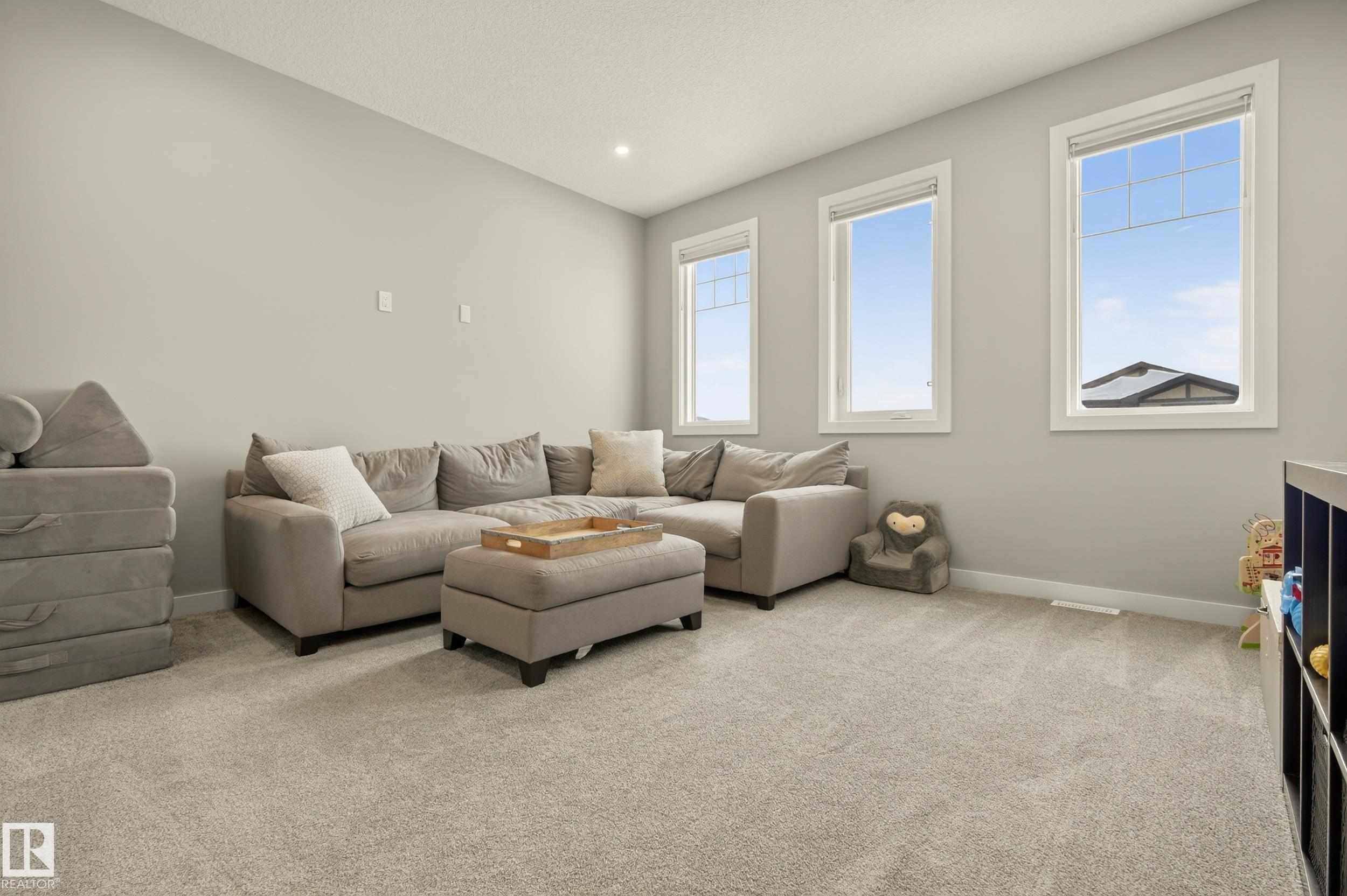 Photo 34 at 1272 Peregrine Terrace NW, Hawks Ridge, Edmonton