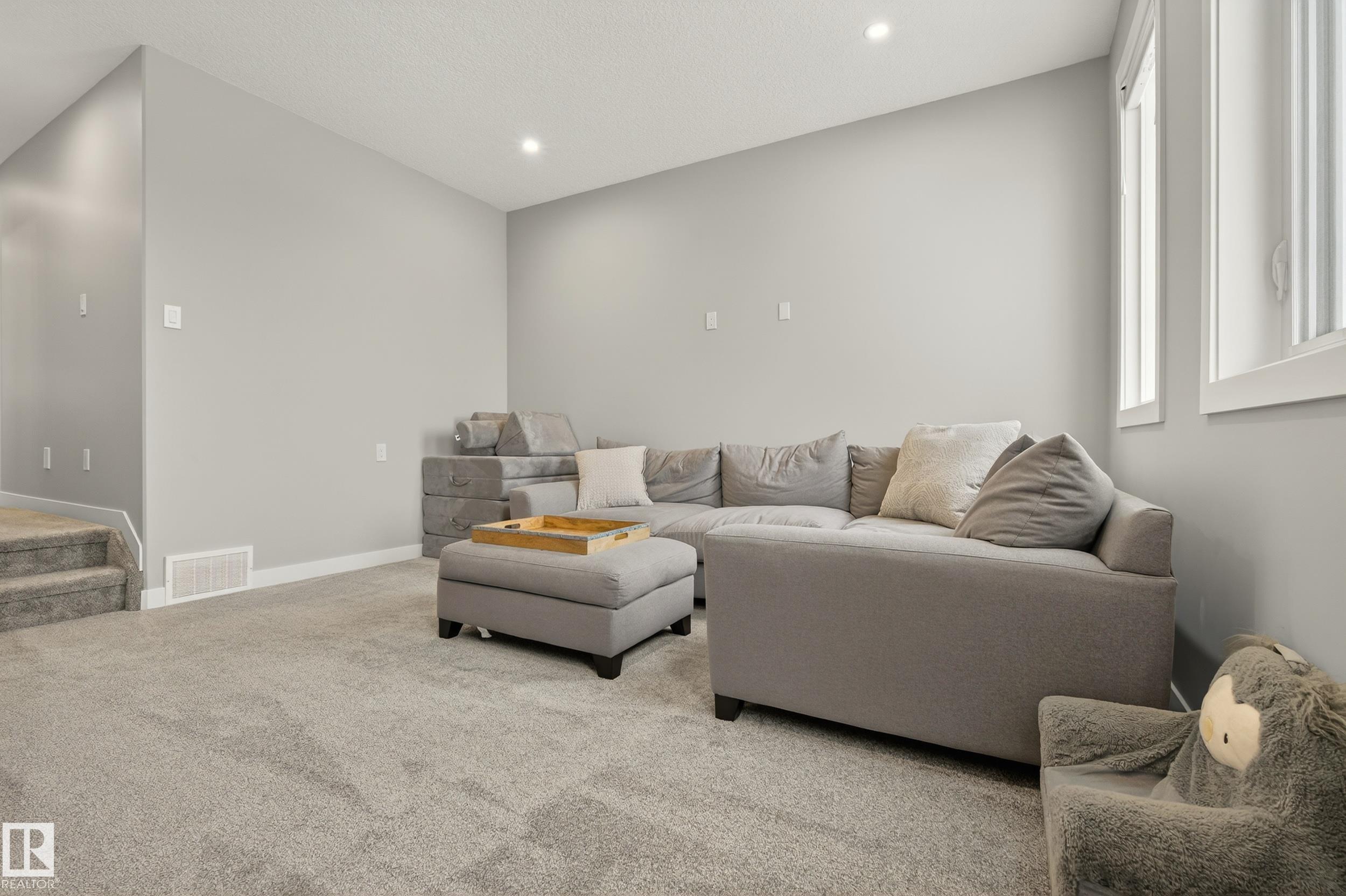 Photo 35 at 1272 Peregrine Terrace NW, Hawks Ridge, Edmonton