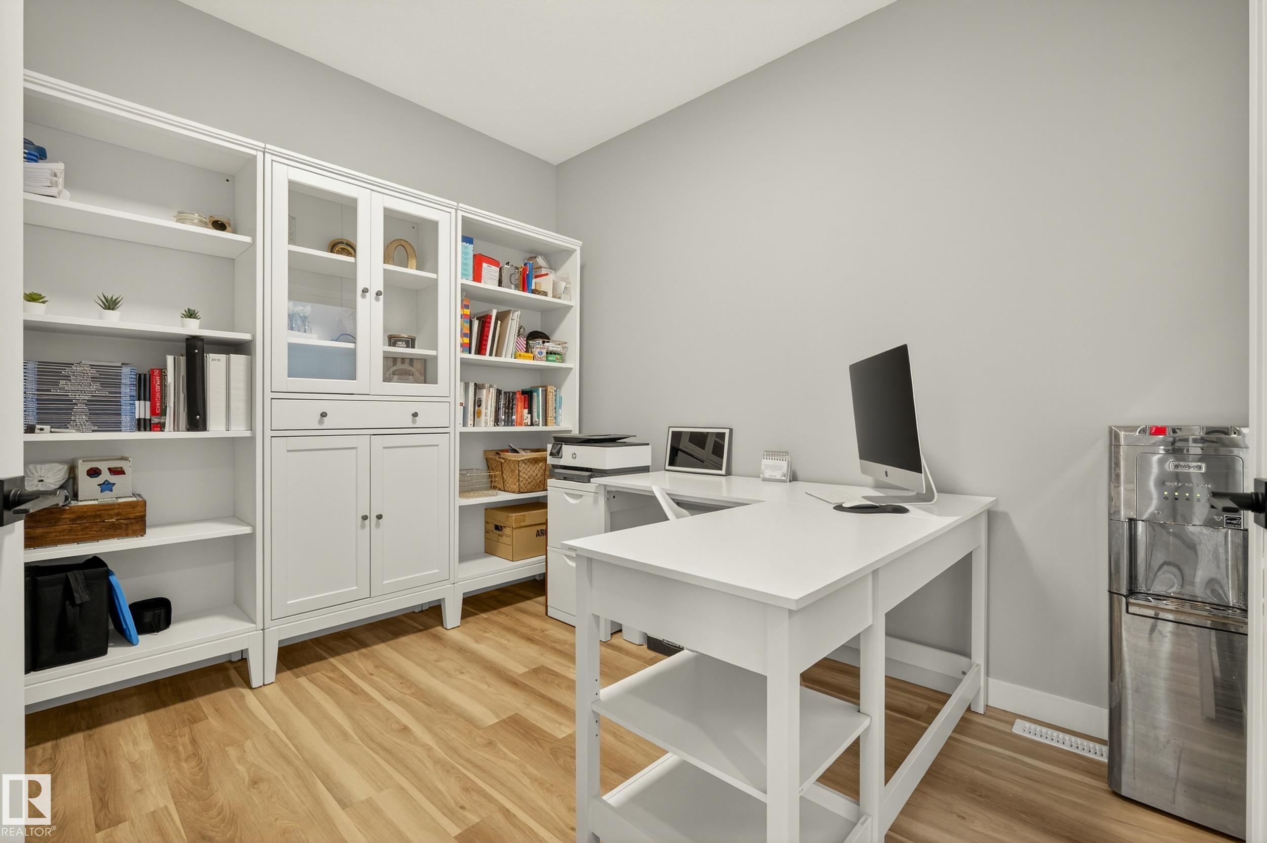 Photo 5 at 1272 Peregrine Terrace NW, Hawks Ridge, Edmonton