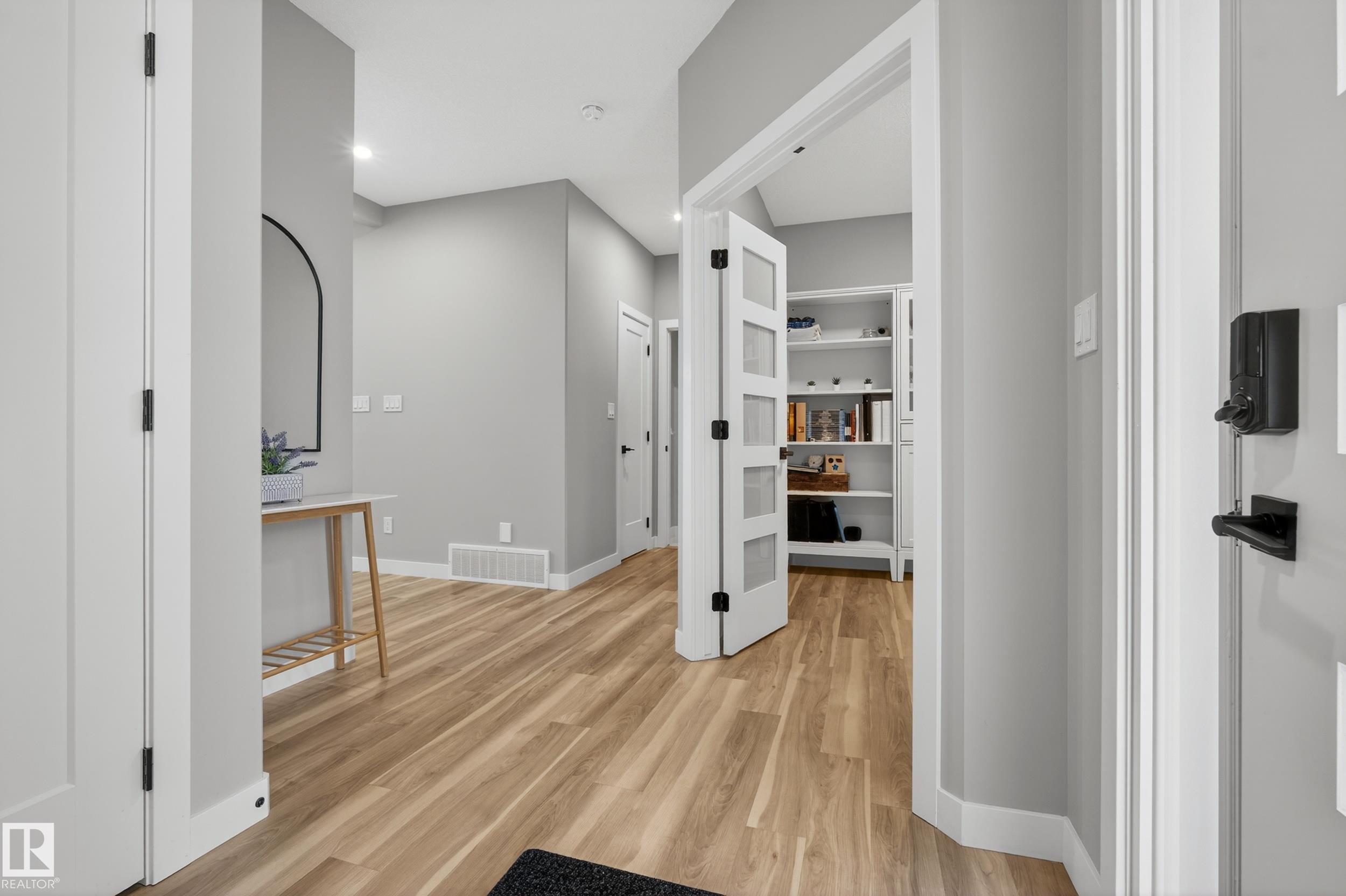 Photo 6 at 1272 Peregrine Terrace NW, Hawks Ridge, Edmonton