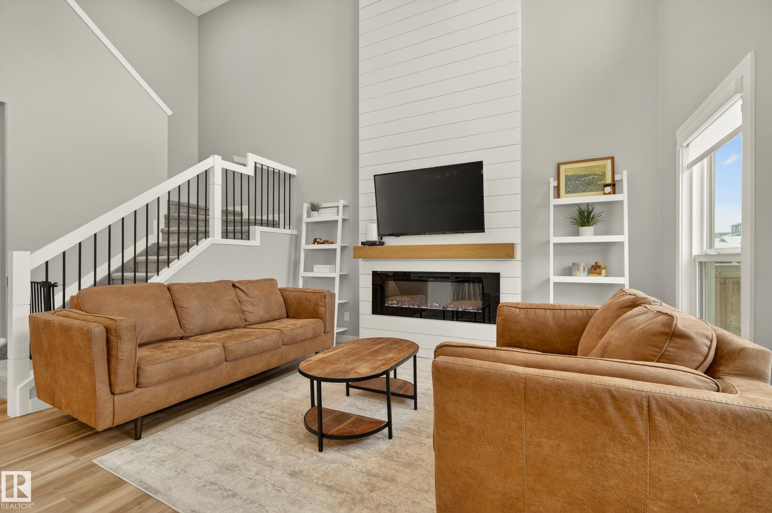 Photo 9 at 1272 Peregrine Terrace NW, Hawks Ridge, Edmonton