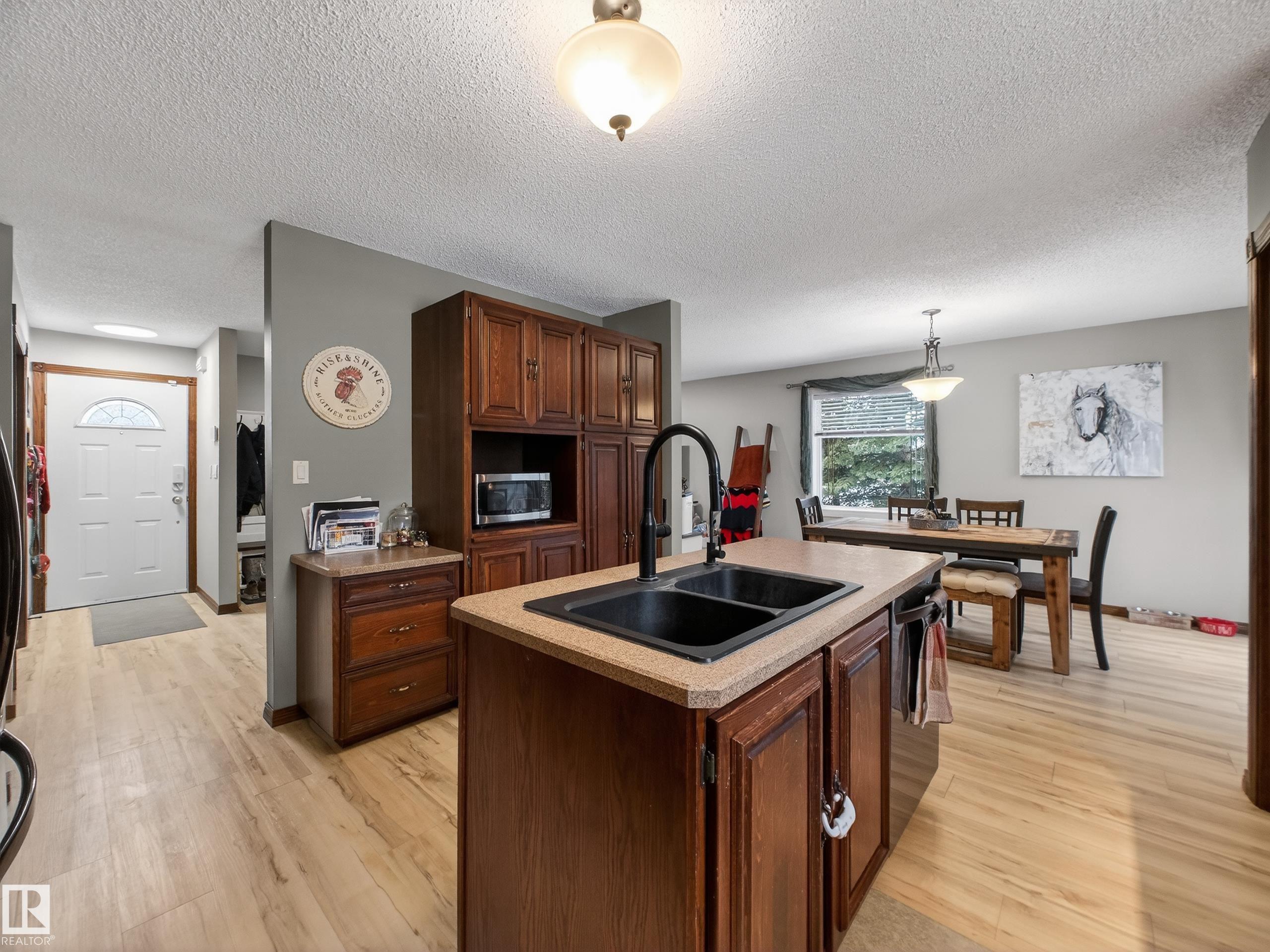 Photo 14 at 2 - 52510 Rge Road 213, Beaver Valley Estates, Rural Strathcona County