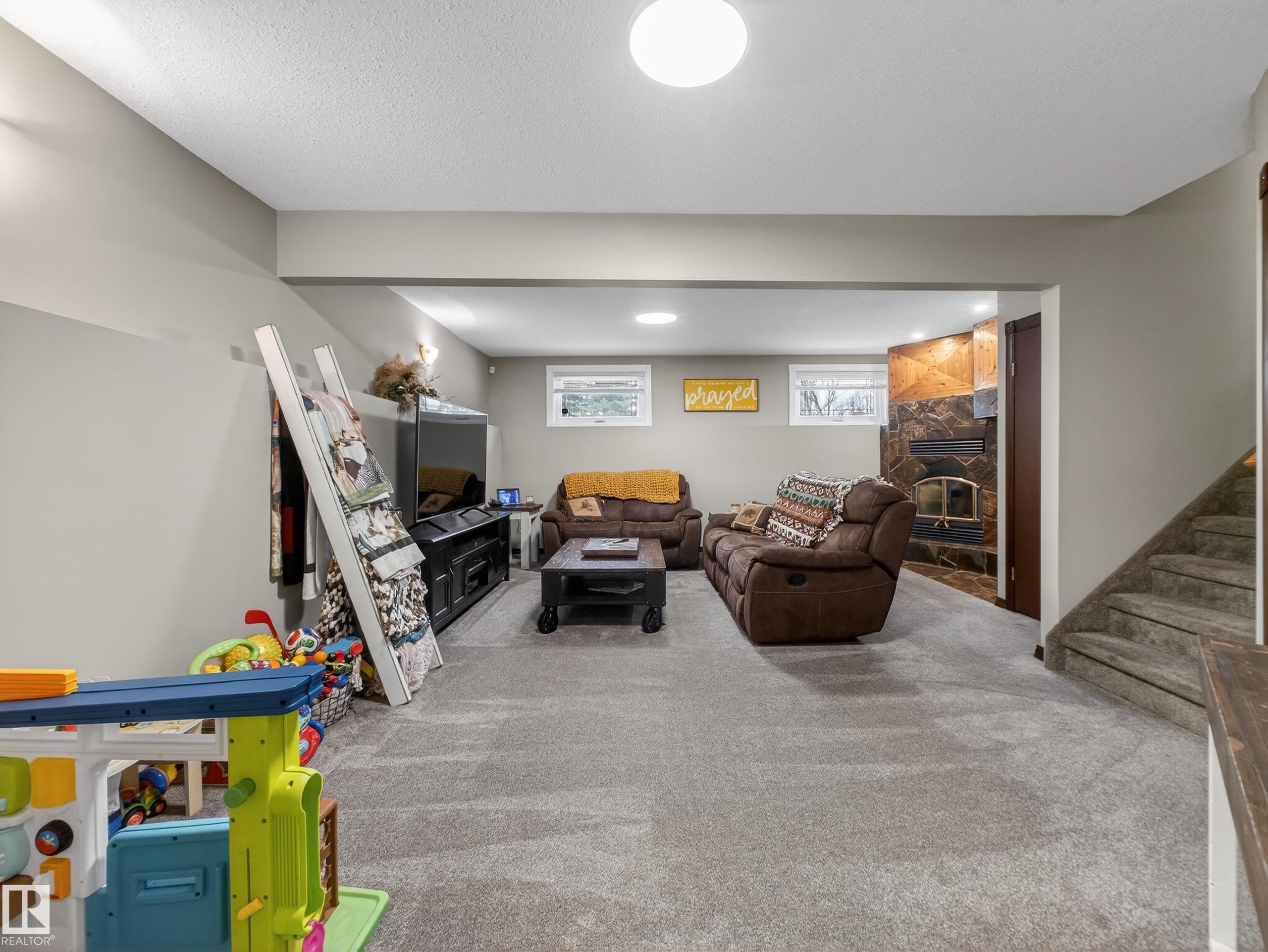 Photo 32 at 2 - 52510 Rge Road 213, Beaver Valley Estates, Rural Strathcona County