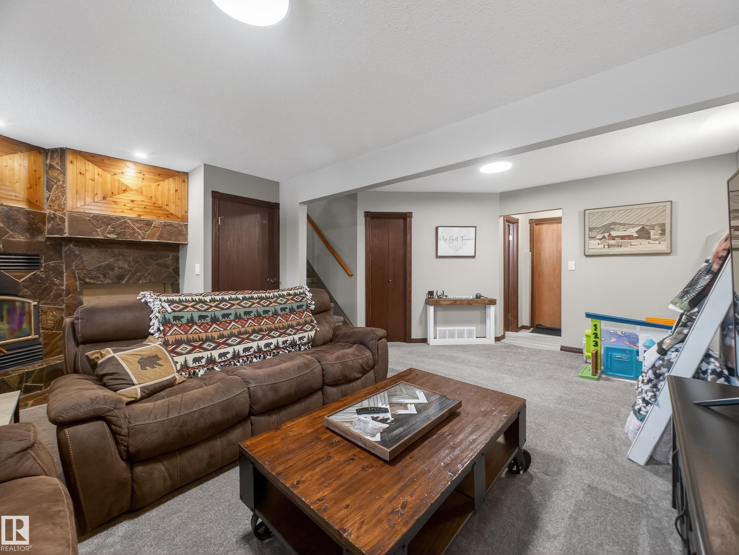 Photo 33 at 2 - 52510 Rge Road 213, Beaver Valley Estates, Rural Strathcona County