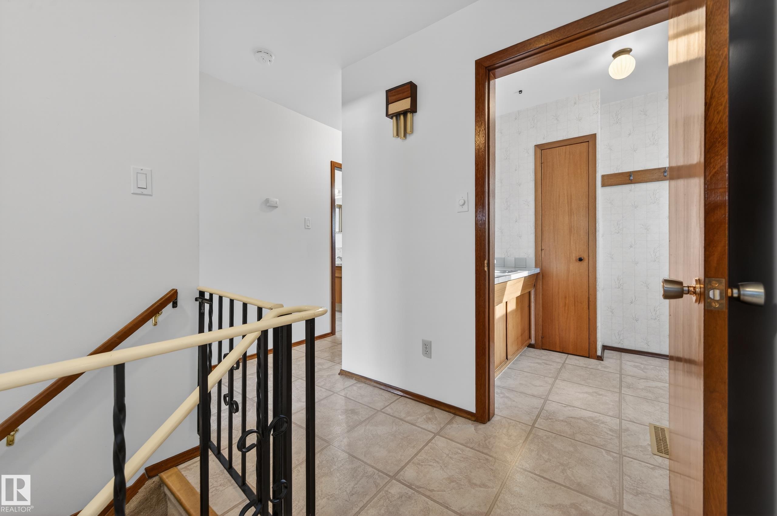 Photo 16 at 9407 98 Street, Sherridon Extension, Fort Saskatchewan