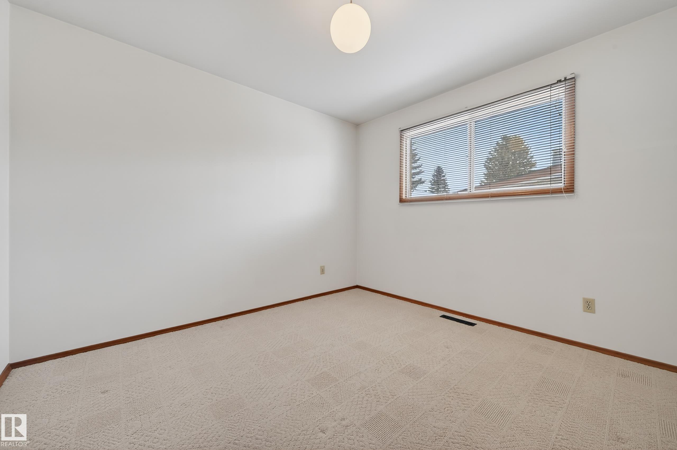 Photo 24 at 9407 98 Street, Sherridon Extension, Fort Saskatchewan