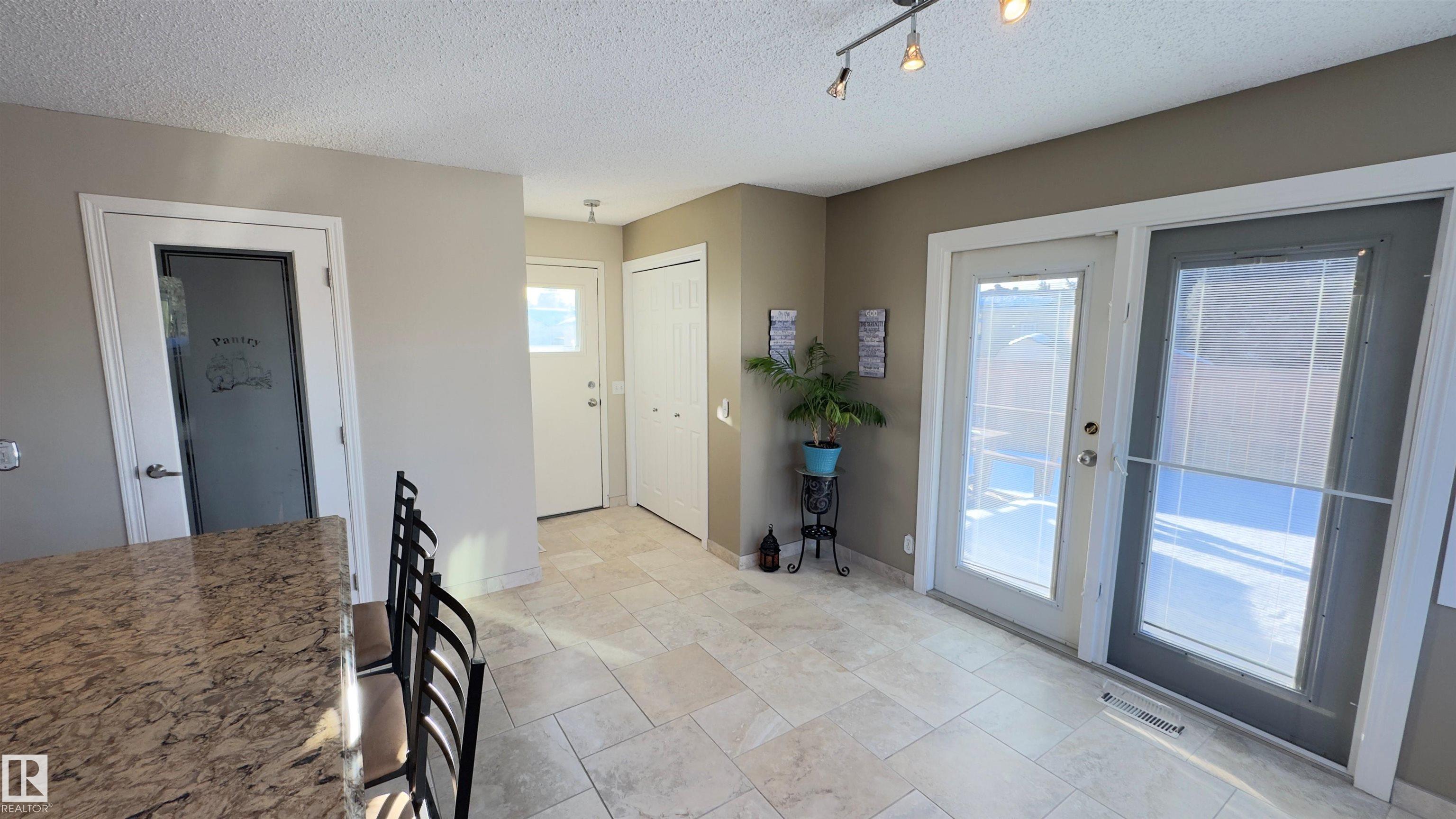 Photo 13 at 296 Greenoch Crescent NW, Greenview, Edmonton