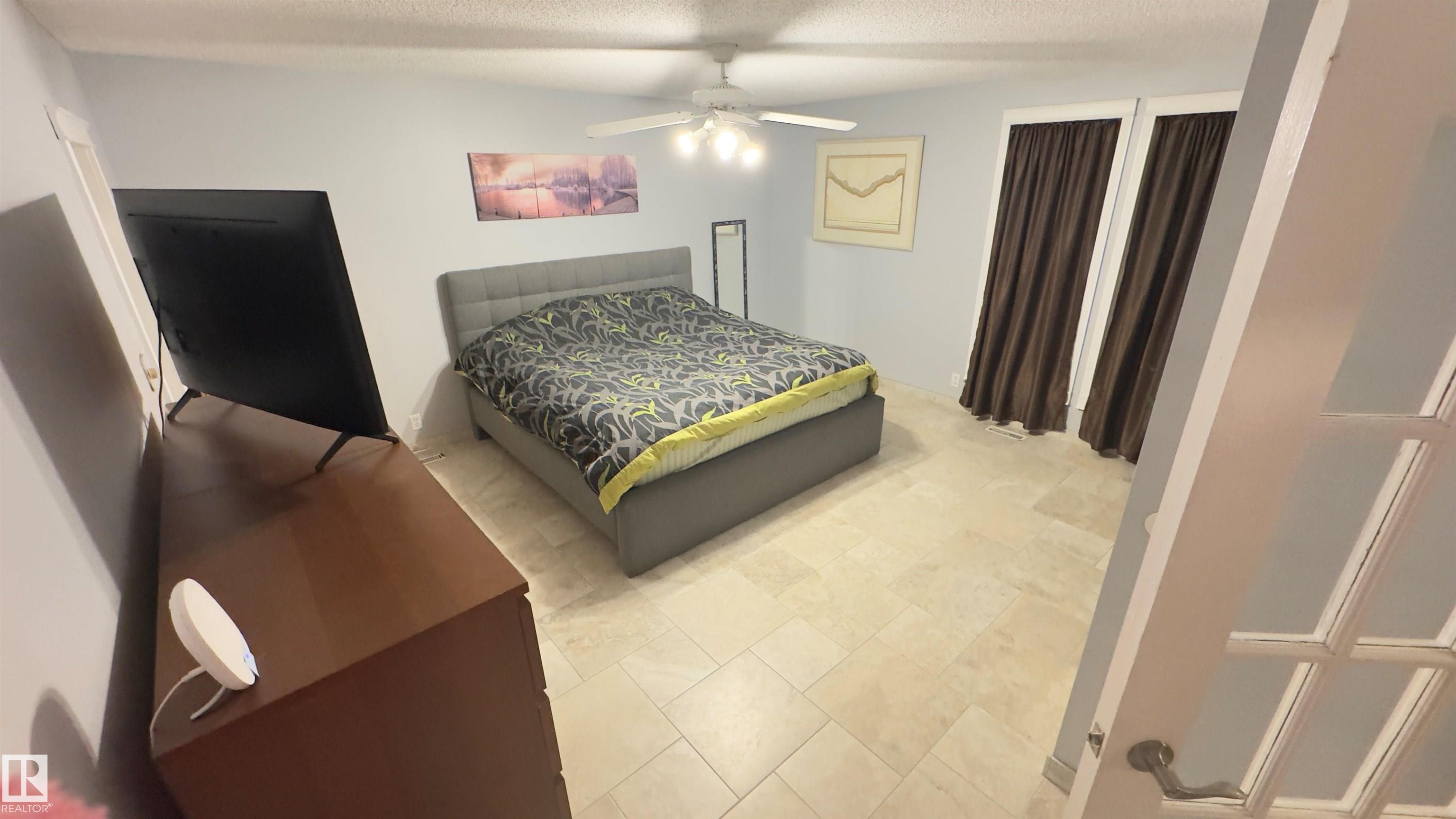 Photo 20 at 296 Greenoch Crescent NW, Greenview, Edmonton