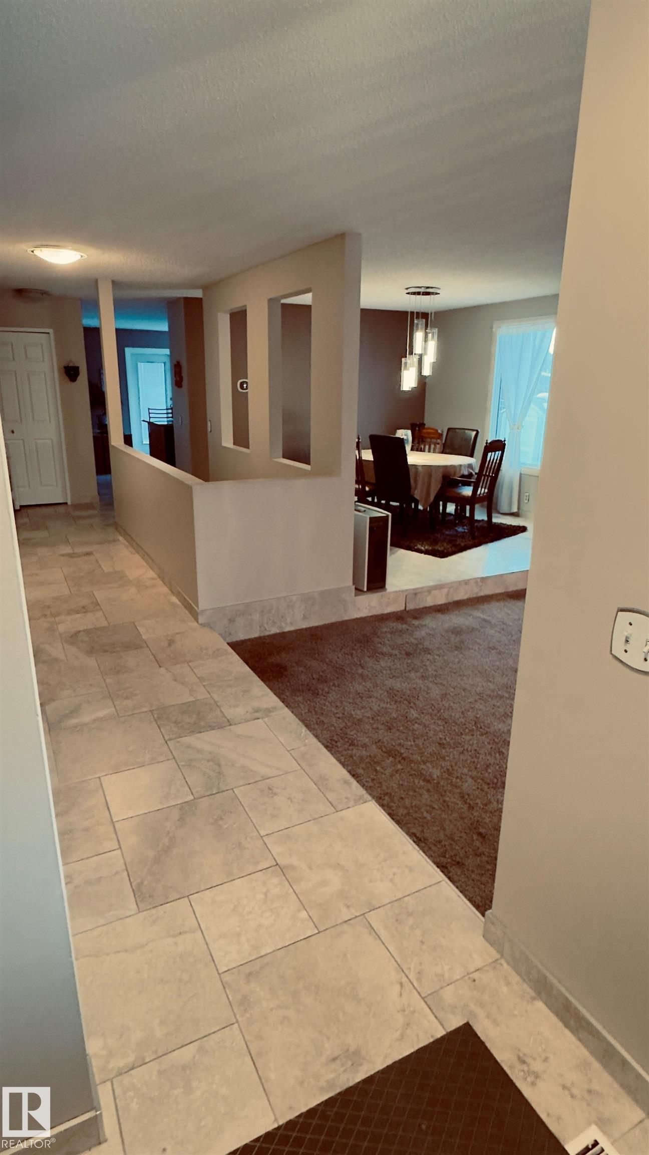 Picture for 296 GREENOCH CR NW