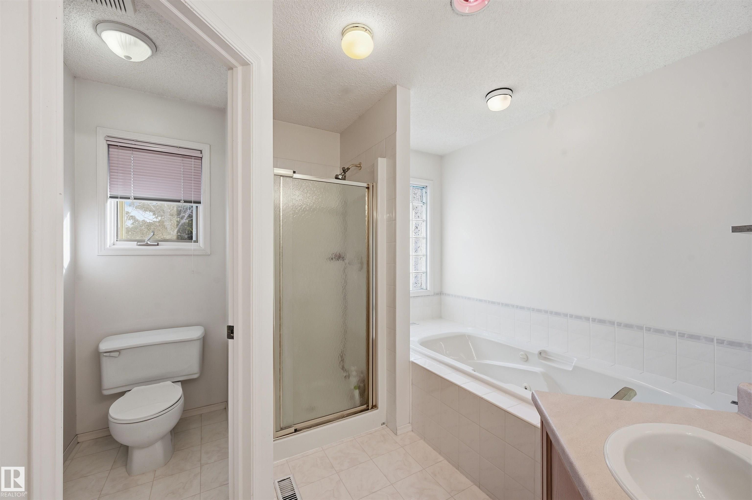 Photo 35 at 27 Cormack Crescent NW, Carter Crest, Edmonton