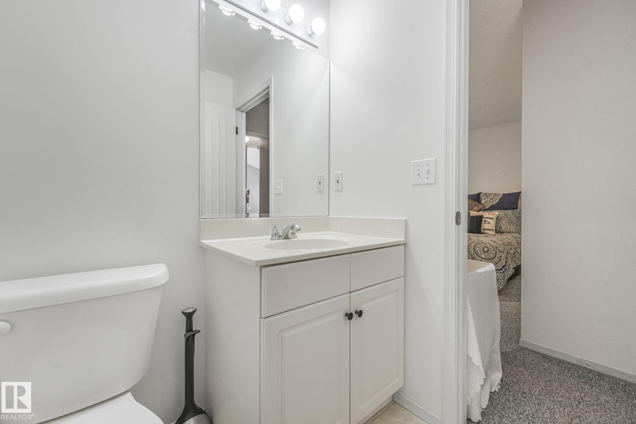 Photo 20 at 11105 9 Avenue NW, Twin Brooks, Edmonton