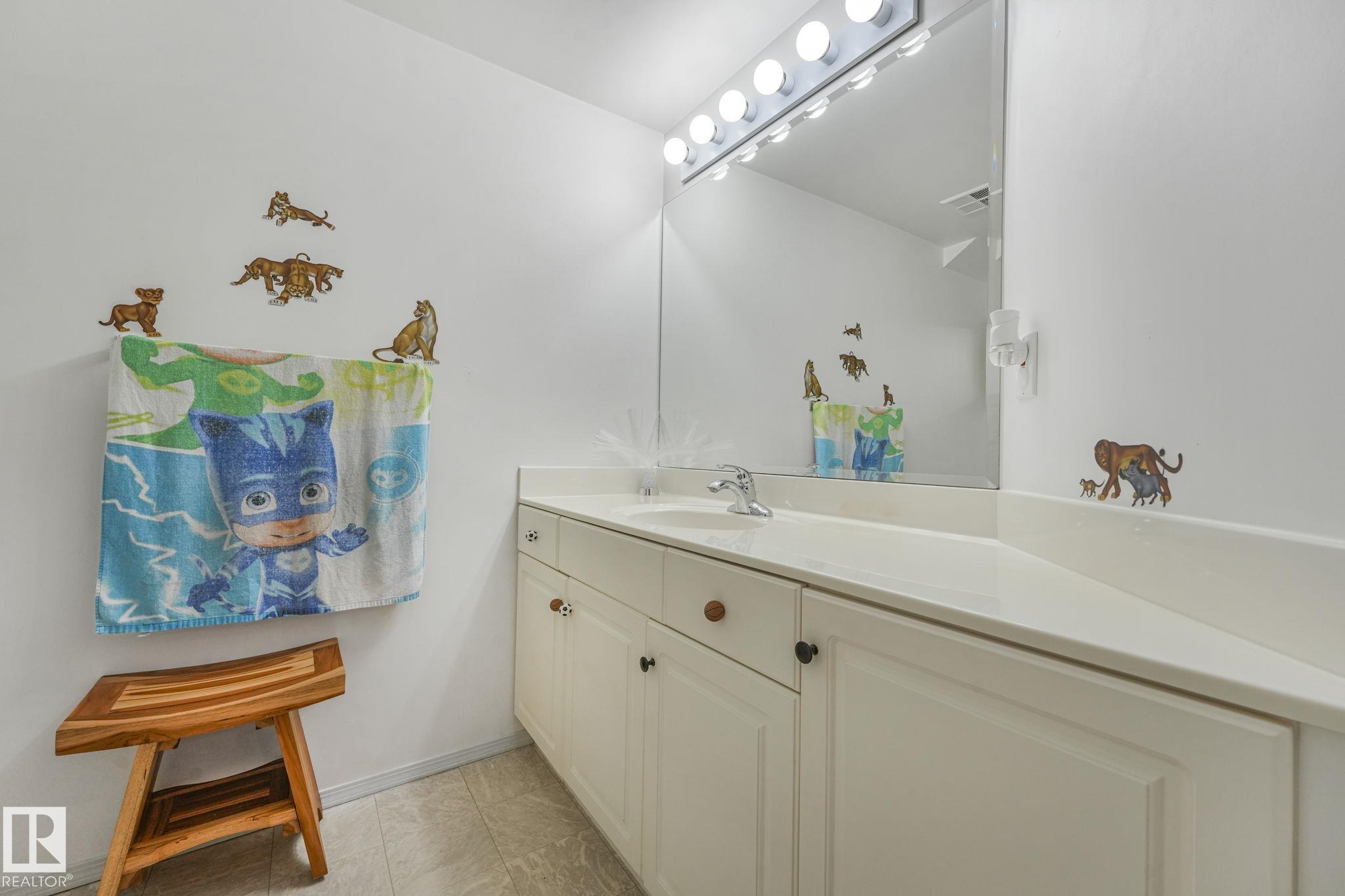 Photo 21 at 11105 9 Avenue NW, Twin Brooks, Edmonton