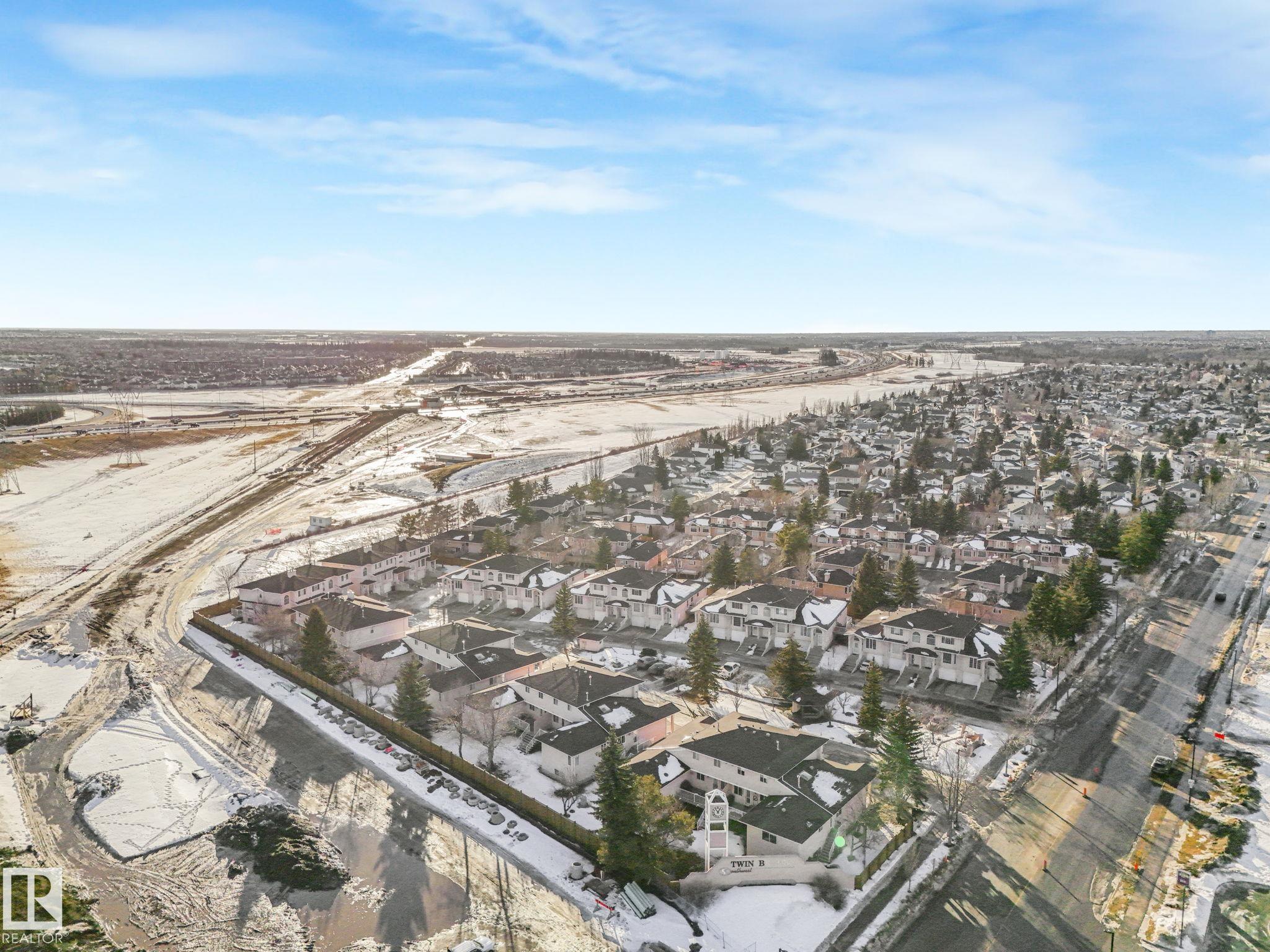 Photo 36 at 11105 9 Avenue NW, Twin Brooks, Edmonton